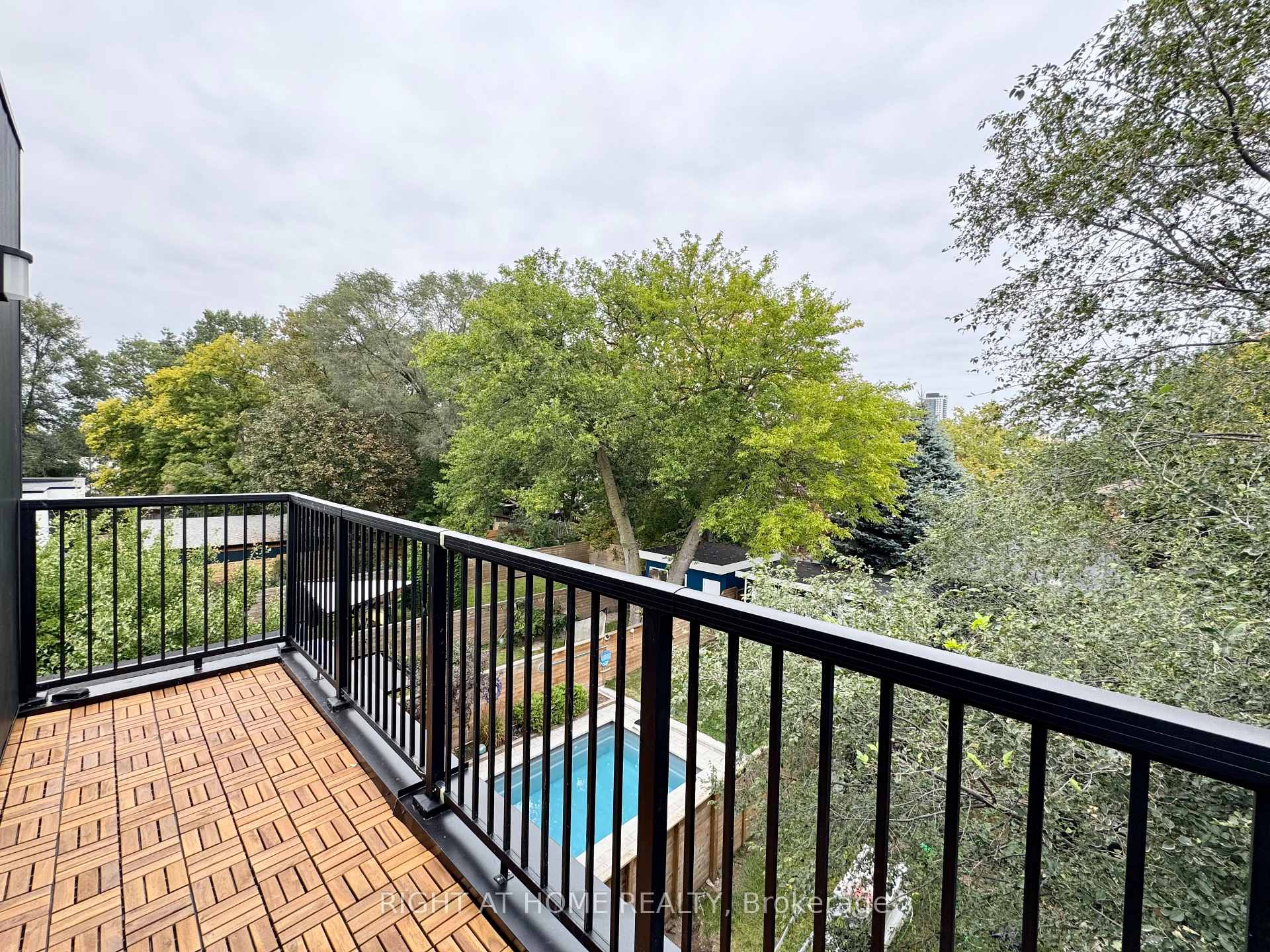 Photo 37 of Unit #4, 151 Gledhill Avenue, Toronto, Woodbine-Lumsden — HOMEH