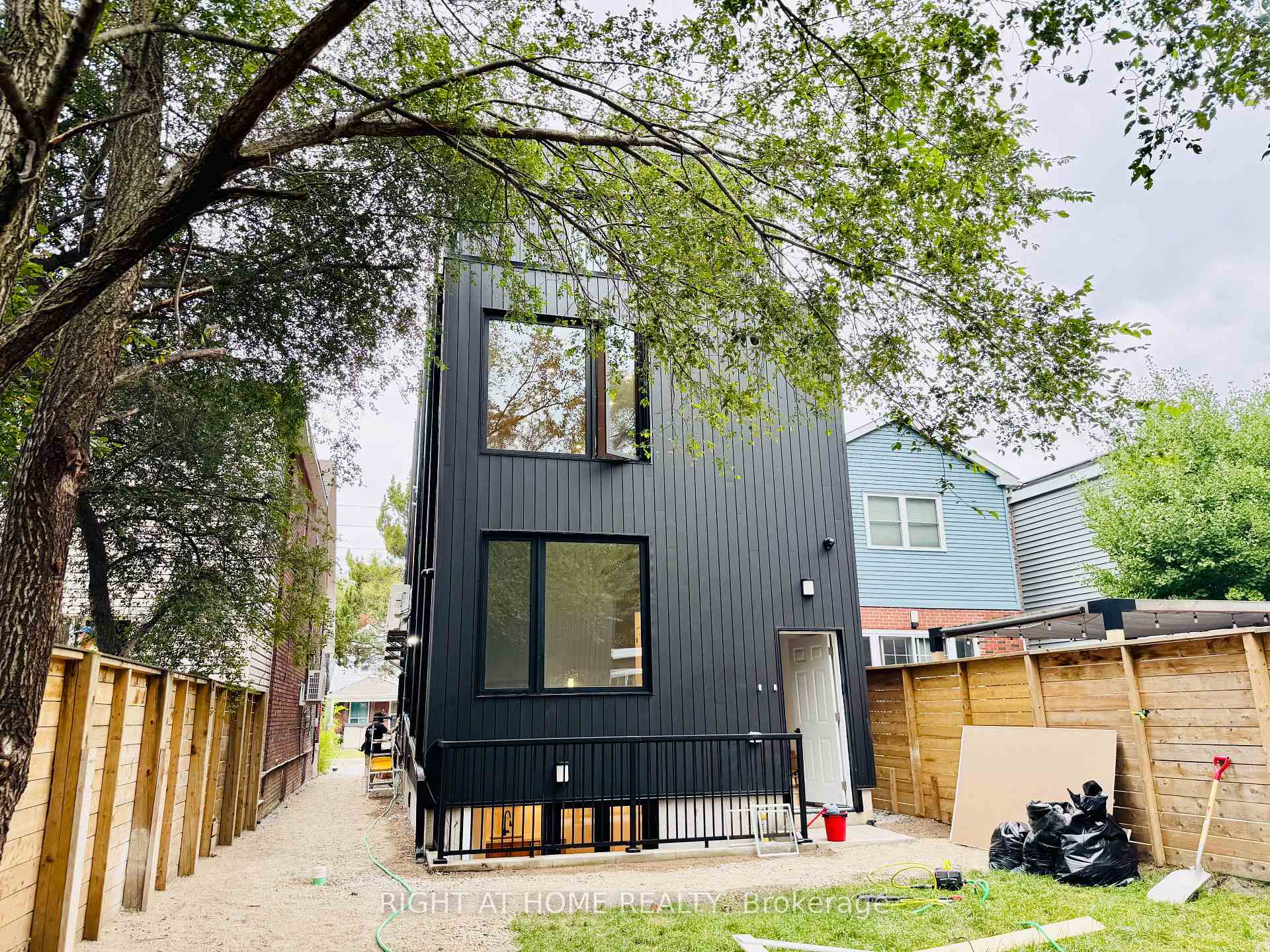 Photo 39 of Unit #4, 151 Gledhill Avenue, Toronto, Woodbine-Lumsden — HOMEH