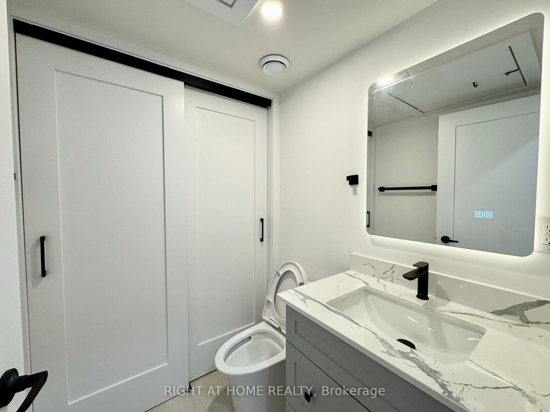 Photo 20 of Unit #4, 151 Gledhill Avenue, Toronto, Woodbine-Lumsden — HOMEH