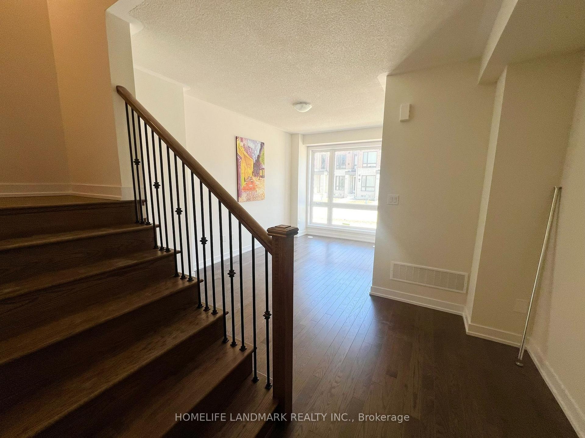 Photo 8 of 94 Stauffer Crescent, Markham, Cornell — HOMEH