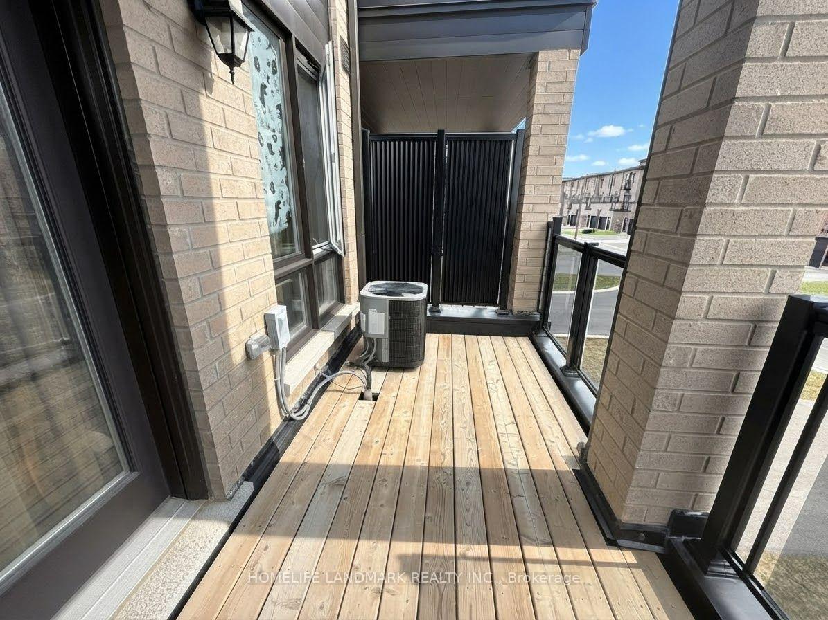 Photo 12 of 94 Stauffer Crescent, Markham, Cornell — HOMEH