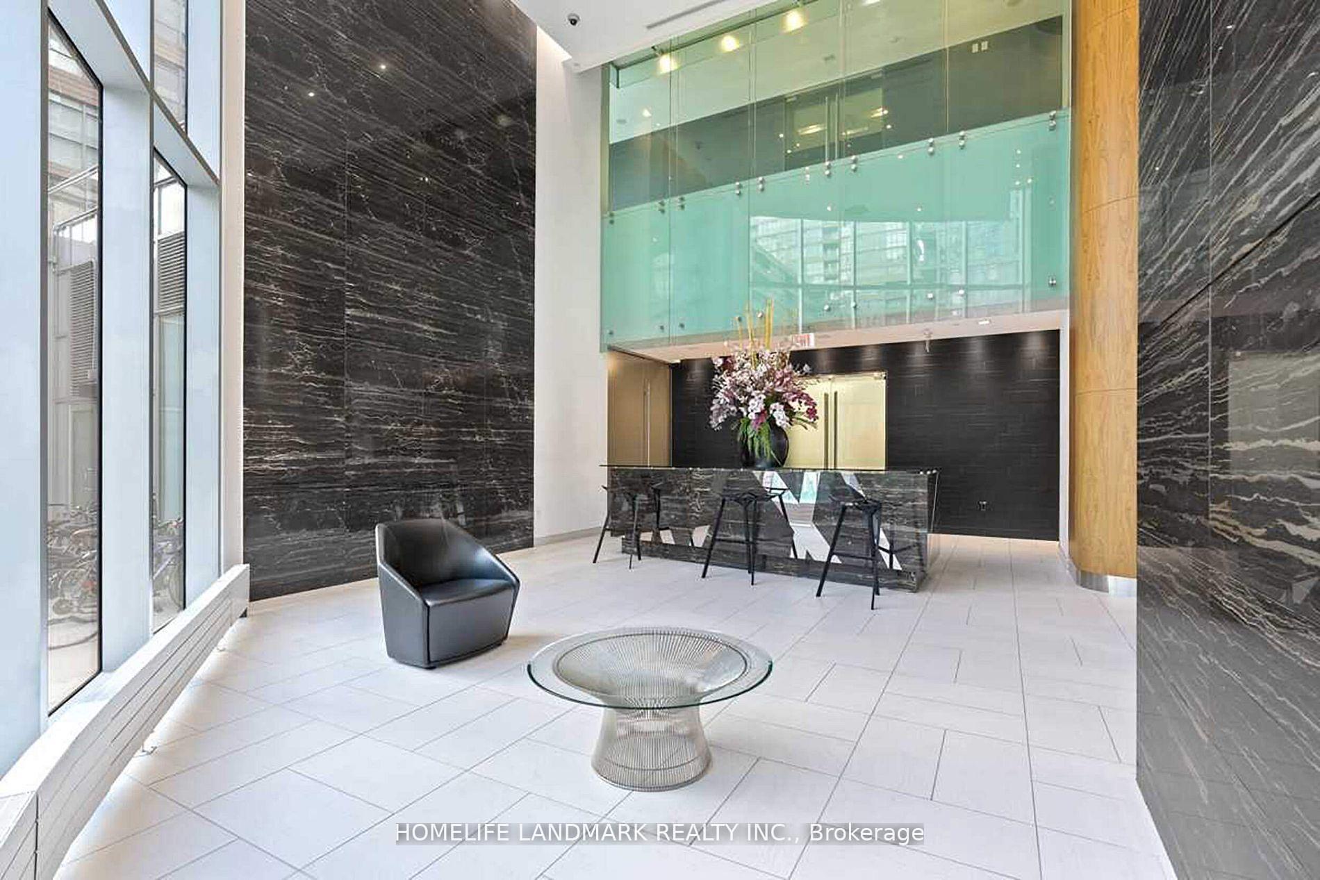 Photo 3 of Unit 1203, 21 Iceboat Terrace, Toronto, Waterfront Communities — HOMEH