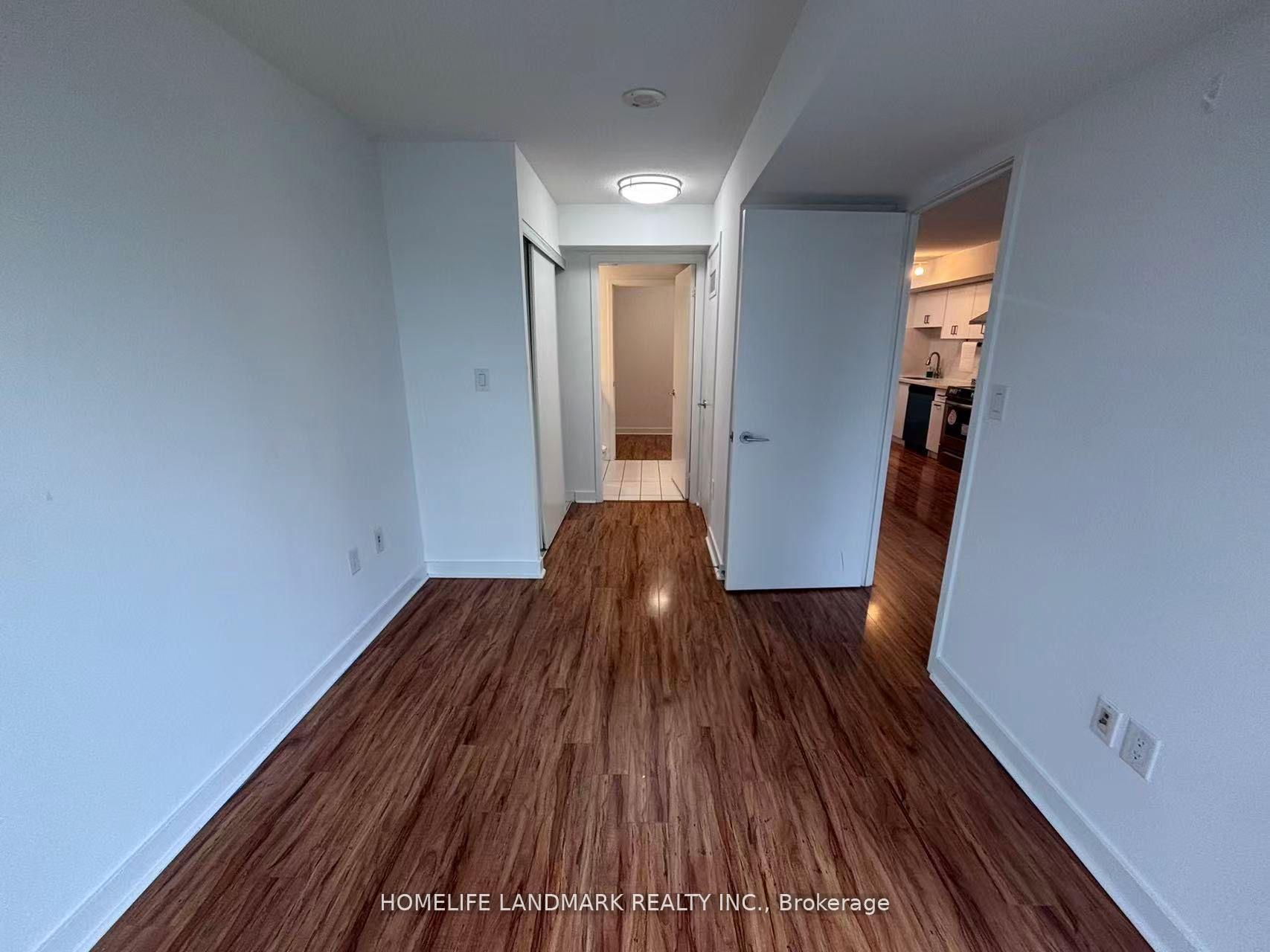 Photo 9 of Unit 1203, 21 Iceboat Terrace, Toronto, Waterfront Communities — HOMEH