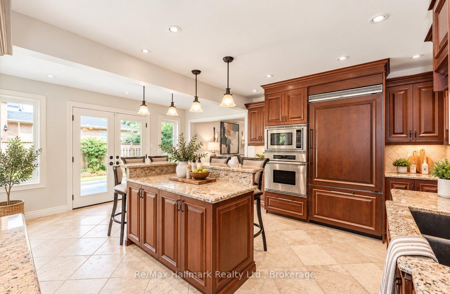 Photo 14 of 500 Blenheim Crescent, Oakville, Ford — HOMEH