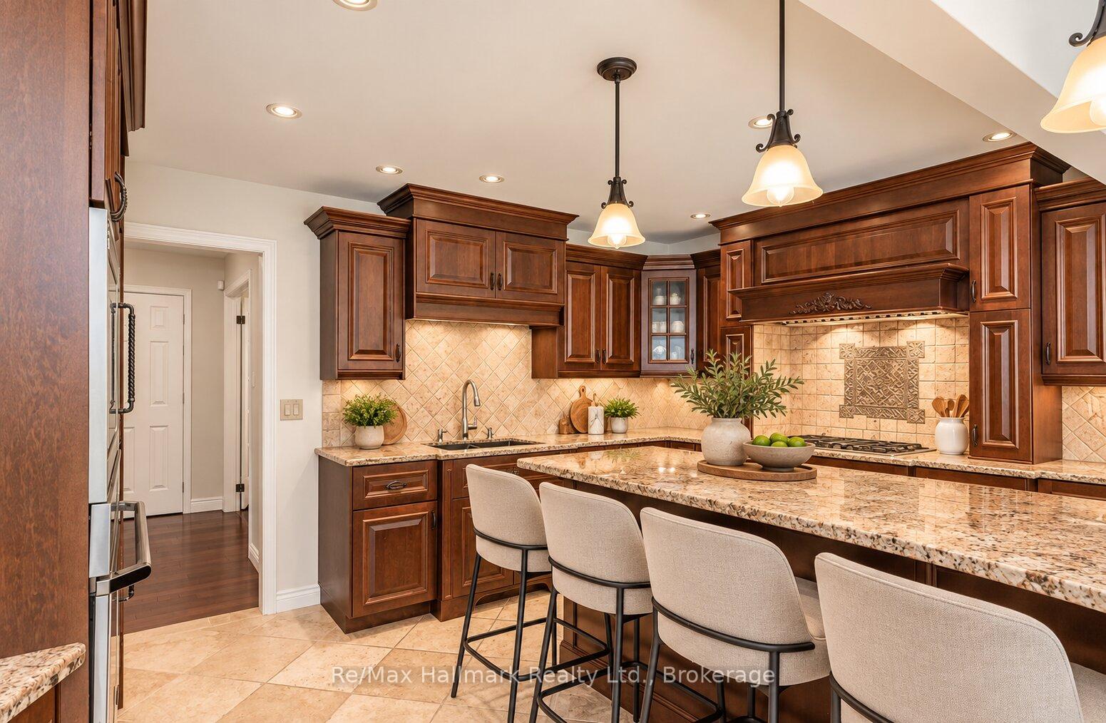 Photo 18 of 500 Blenheim Crescent, Oakville, Ford — HOMEH
