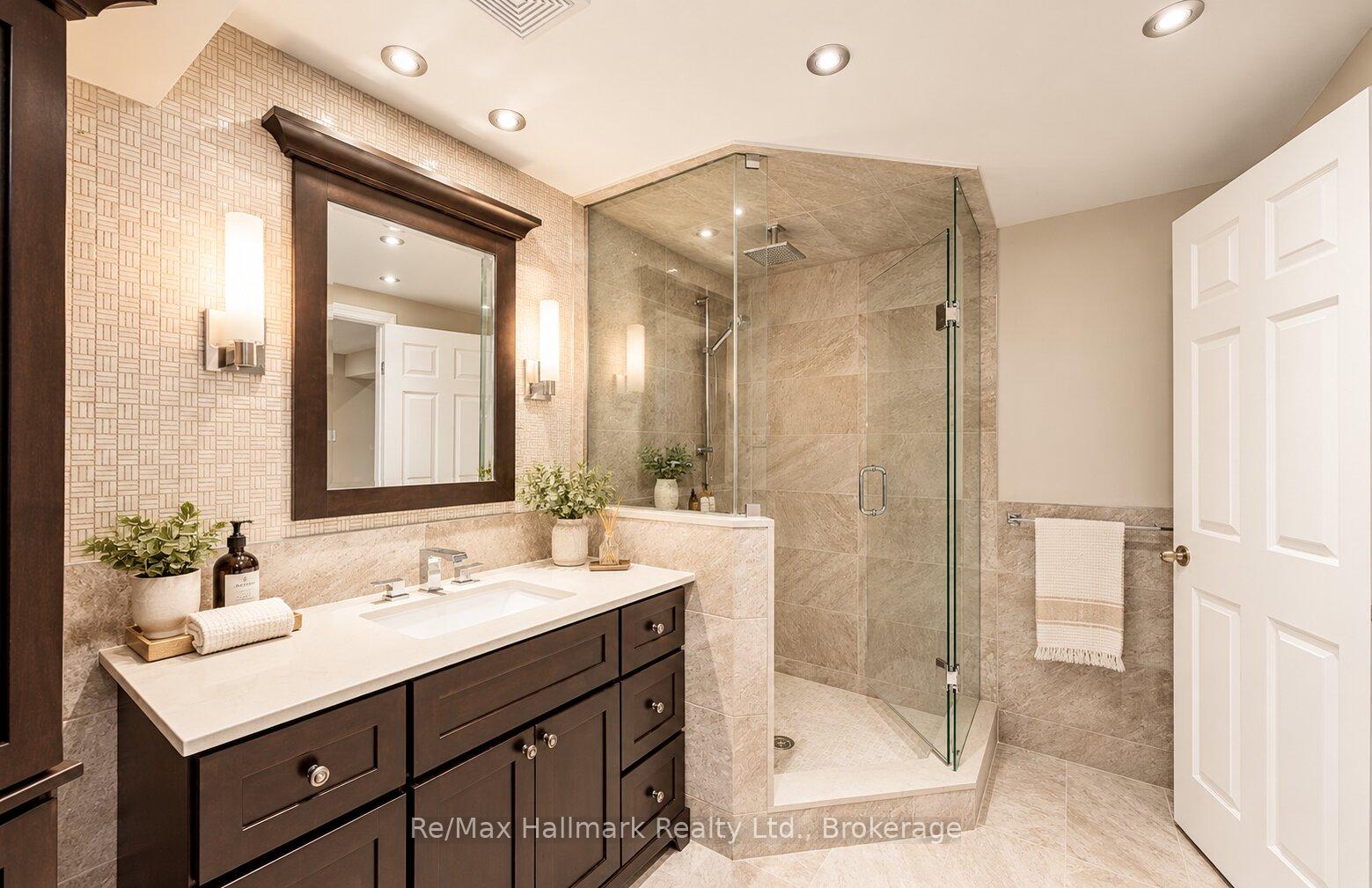Photo 34 of 500 Blenheim Crescent, Oakville, Ford — HOMEH