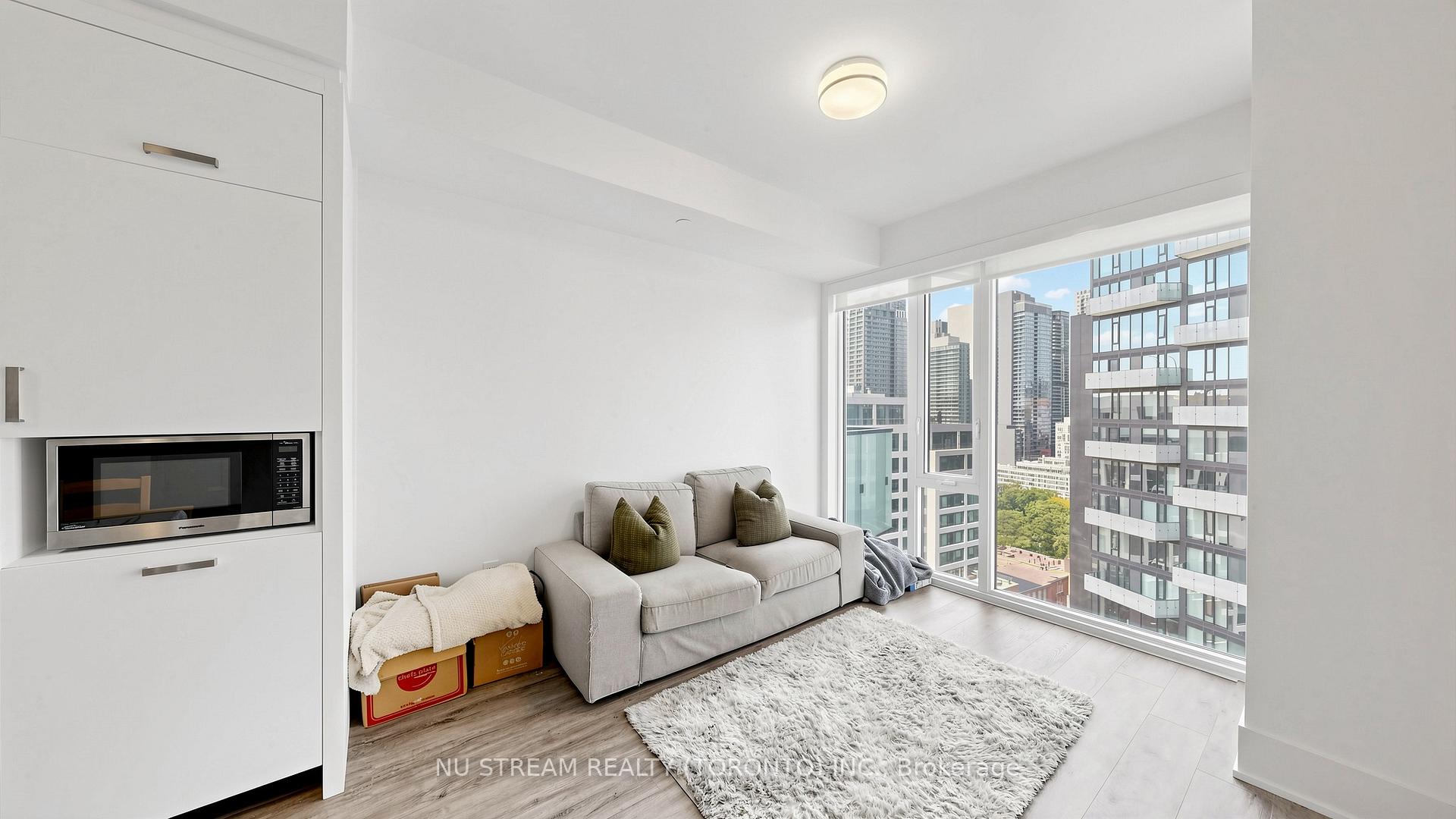 Photo 16 of Unit 1408, 470 Front Street W, Toronto, Waterfront Communities — HOMEH