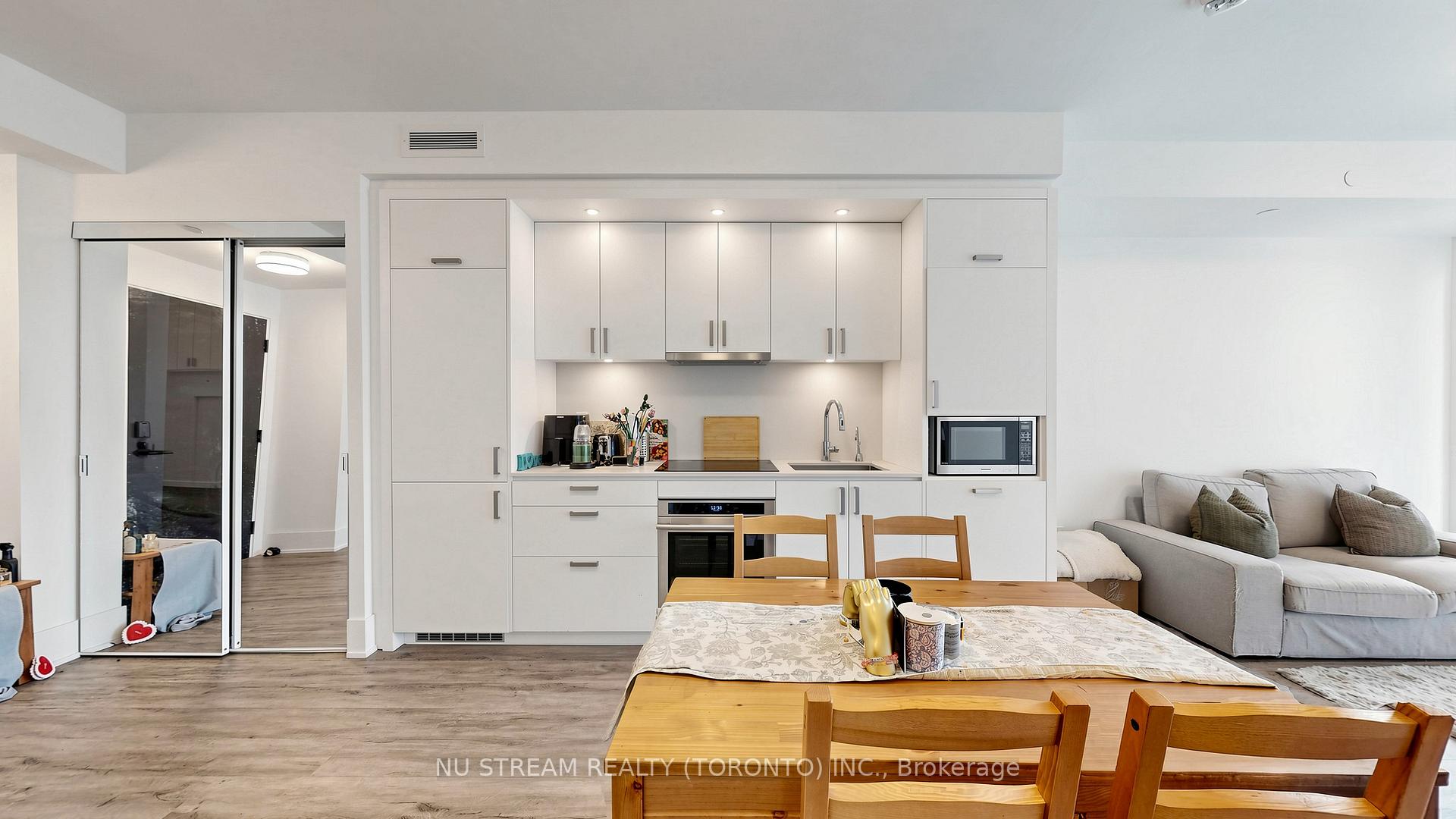 Photo 22 of Unit 1408, 470 Front Street W, Toronto, Waterfront Communities — HOMEH