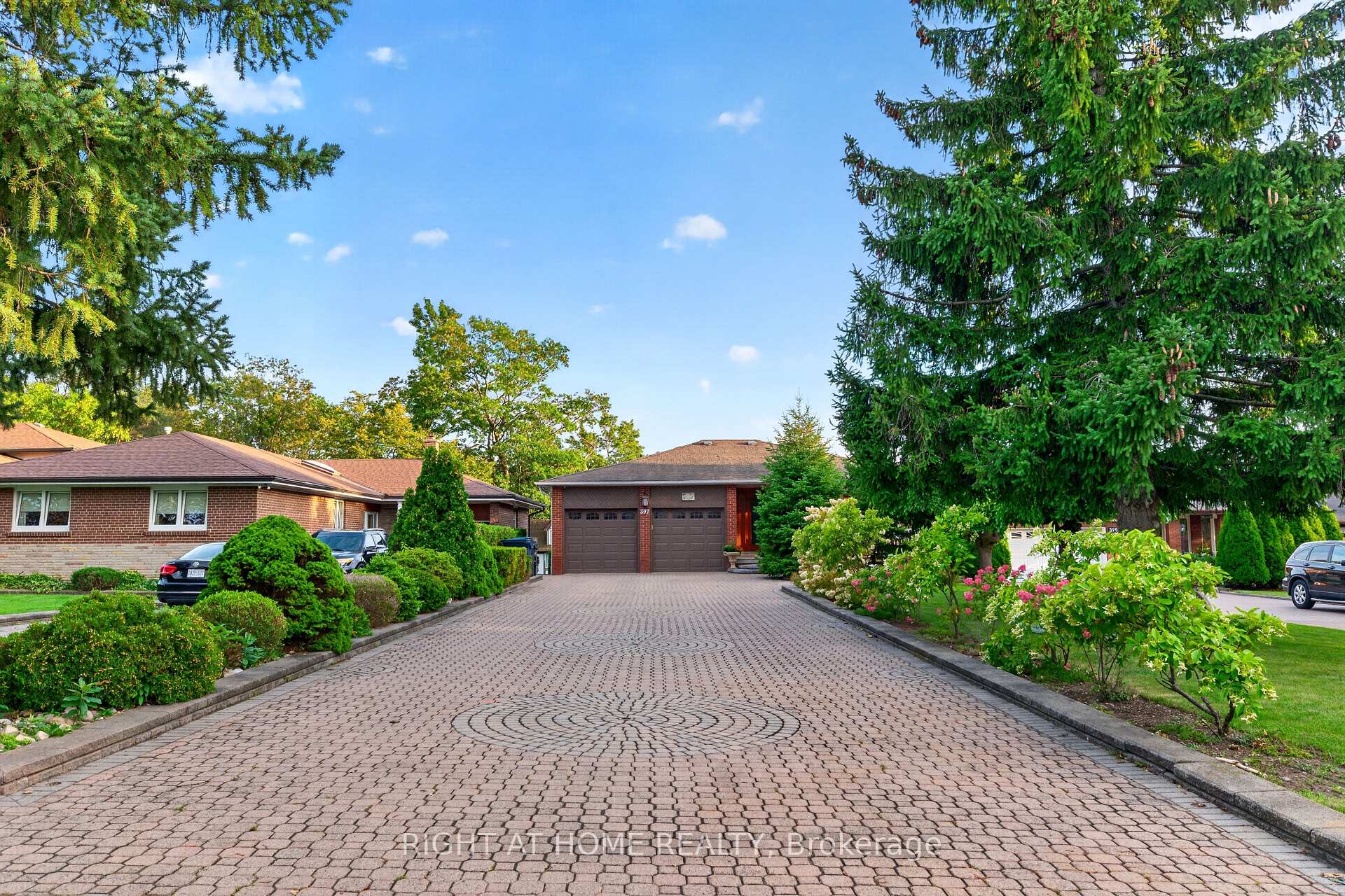 Photo of 397 Maple Leaf Drive