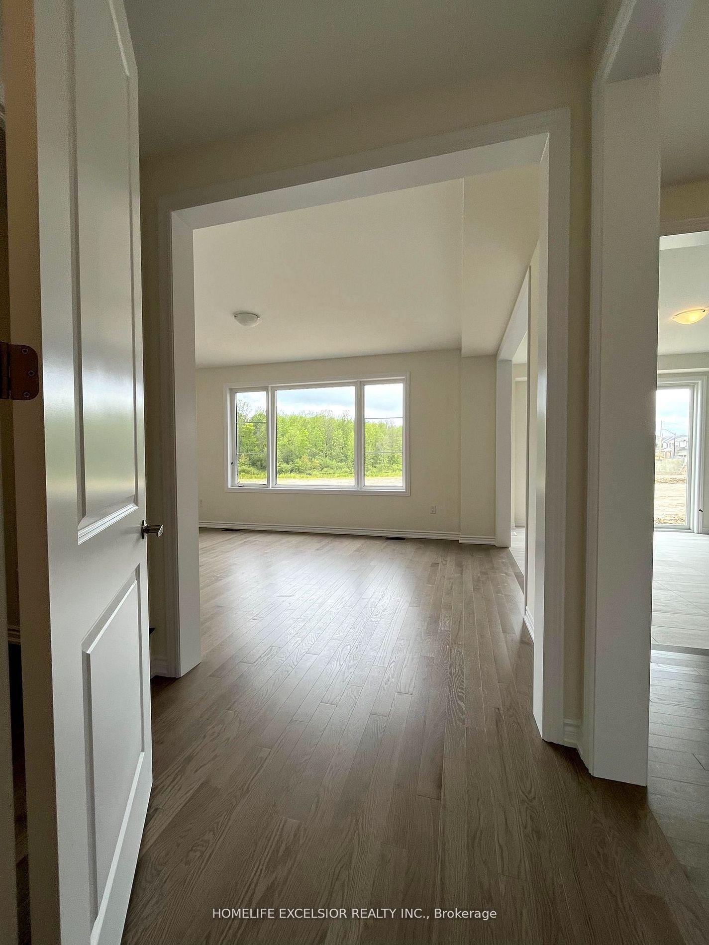 Photo 28 of 16 Rosanne Circ, Wasaga Beach — HOMEH