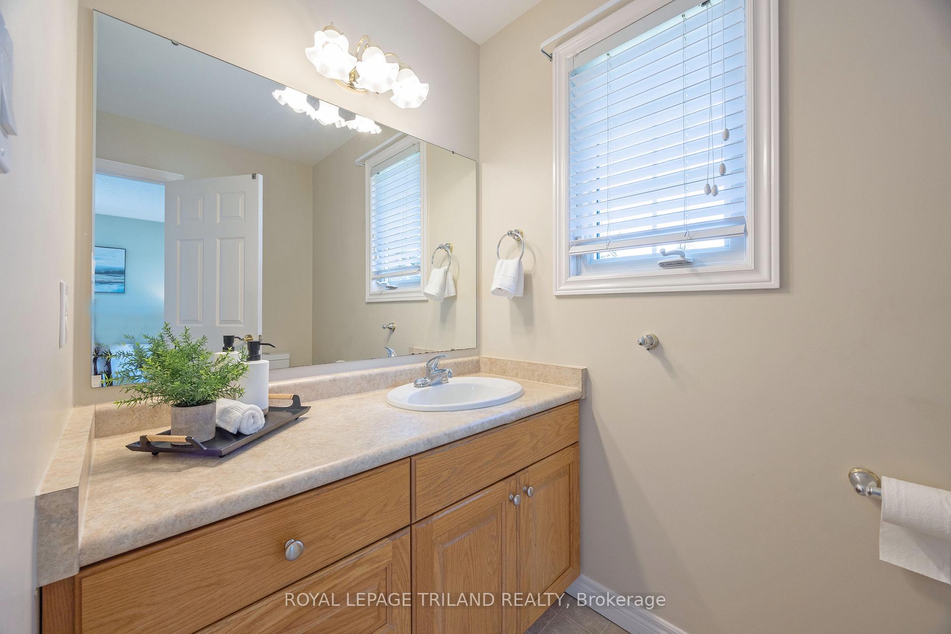 Photo 27 of 10001 Wellington Road, Southwold, Lynhurst — HOMEH