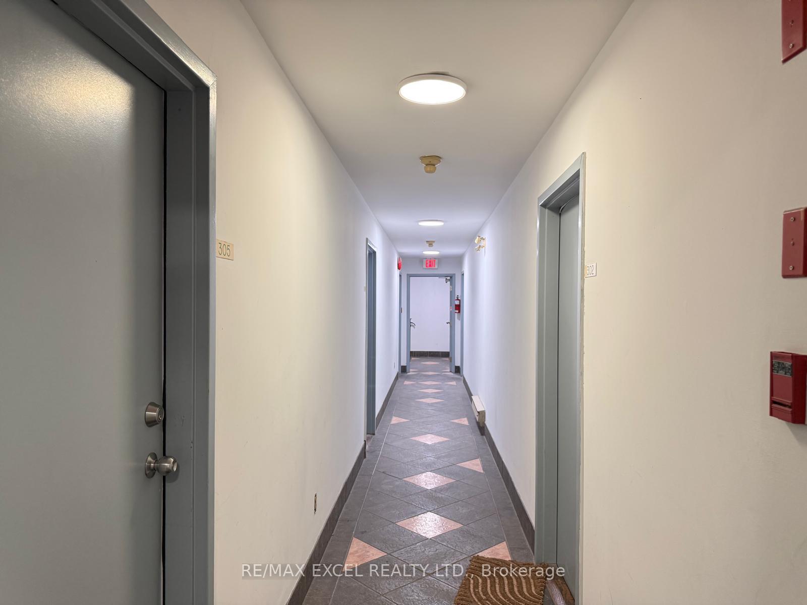 Photo 8 of Unit 304, 666 St Clair Avenue, Toronto, Humewood-Cedarvale — HOMEH