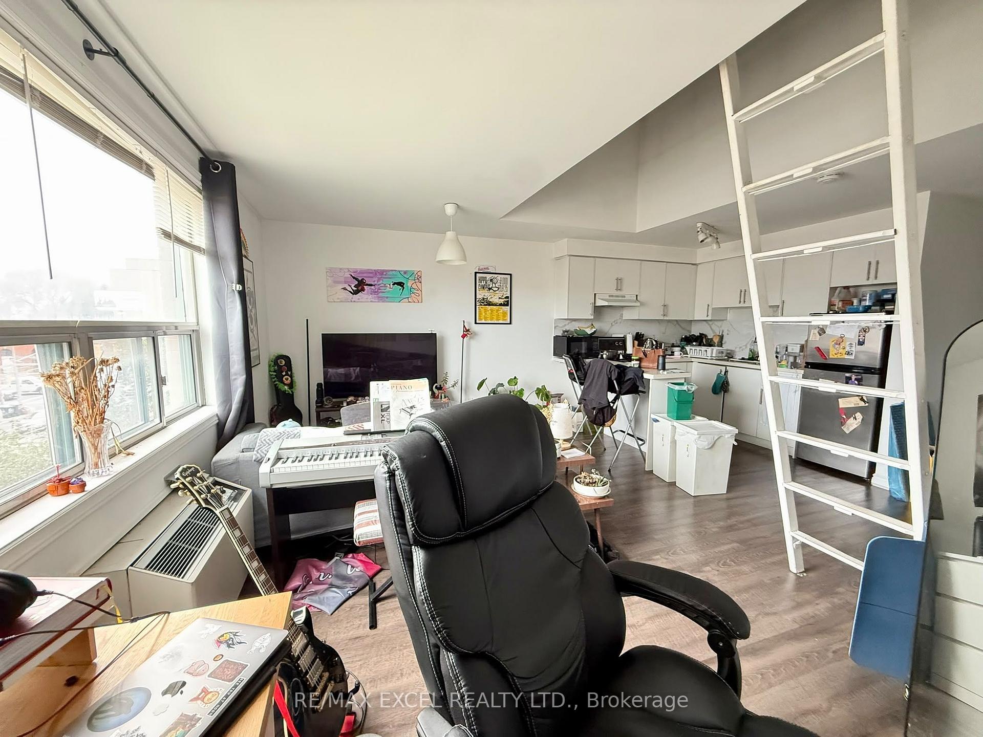 Photo 14 of Unit 304, 666 St Clair Avenue, Toronto, Humewood-Cedarvale — HOMEH