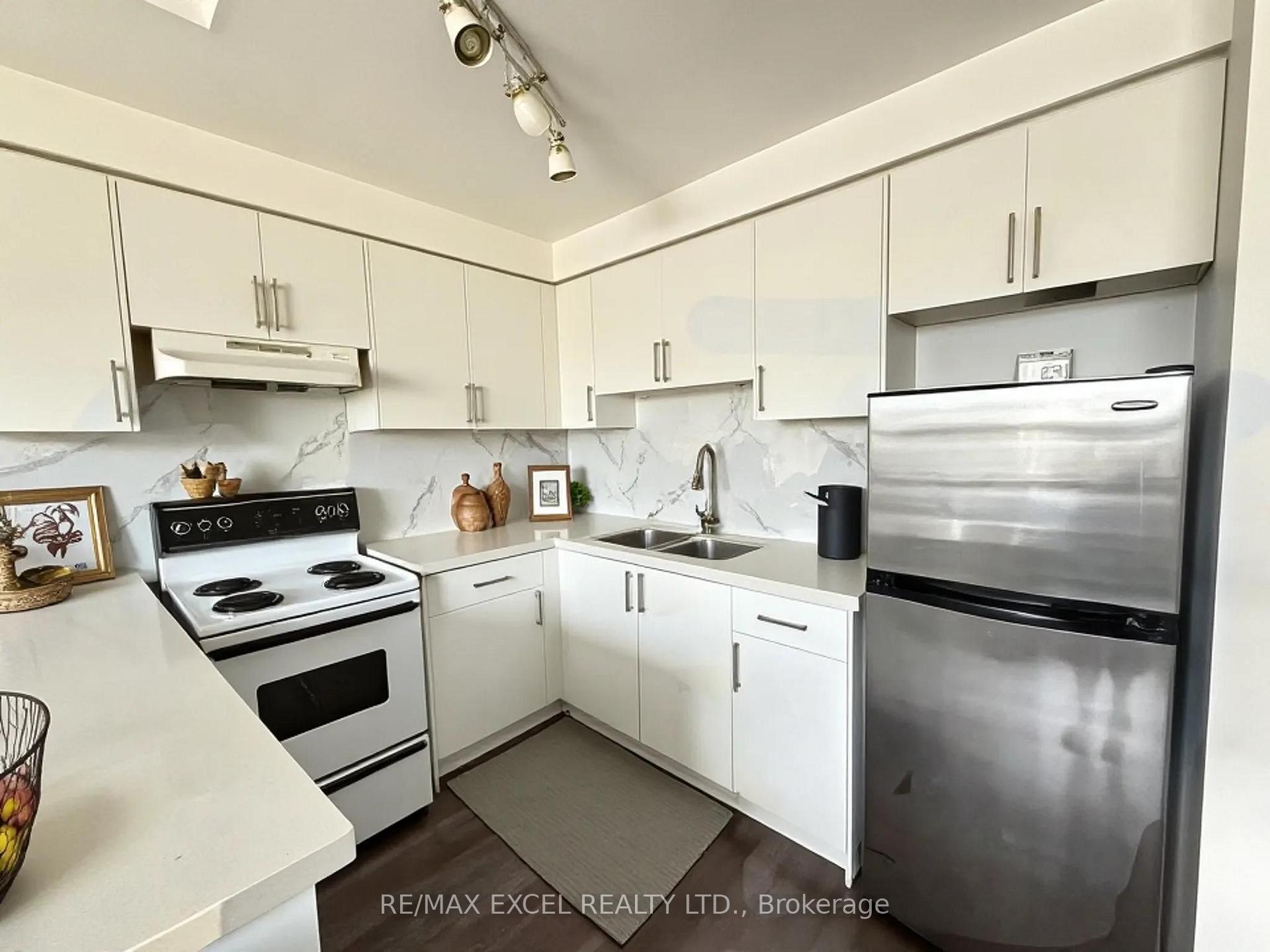 Photo 15 of Unit 304, 666 St Clair Avenue, Toronto, Humewood-Cedarvale — HOMEH
