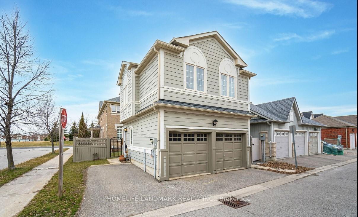 Photo of Unit Coach, 109 Northvale Road