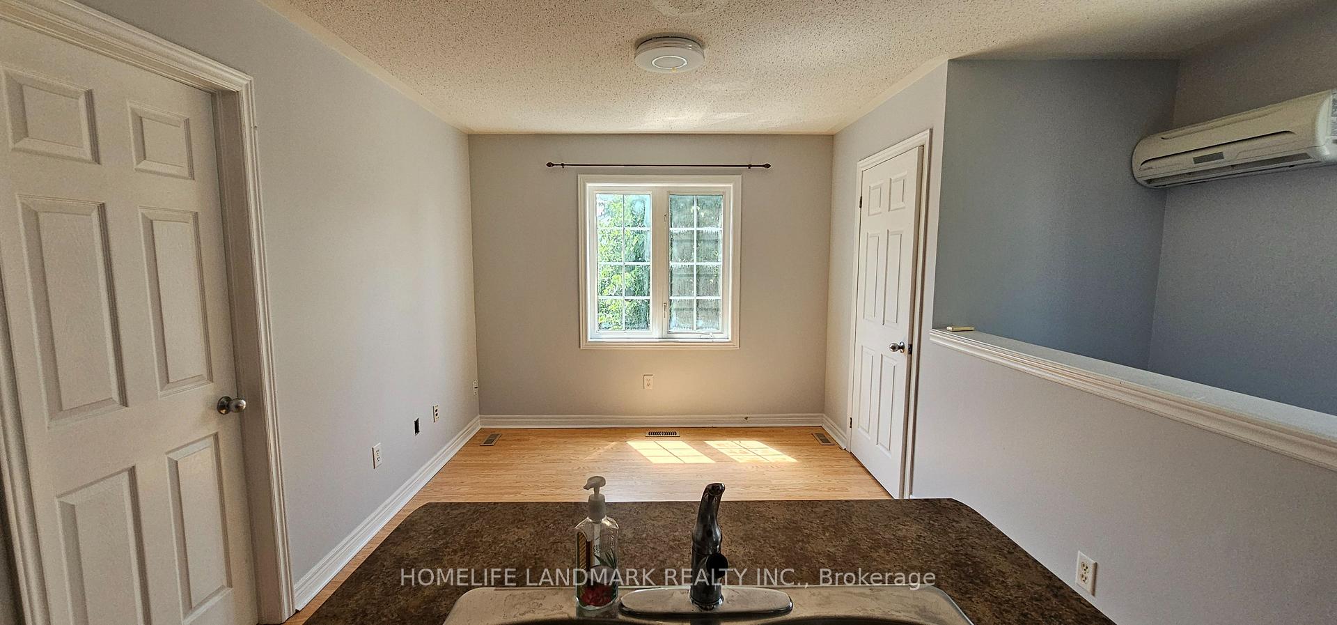 Photo 2 of Unit Coach, 109 Northvale Road, Markham, Cornell — HOMEH