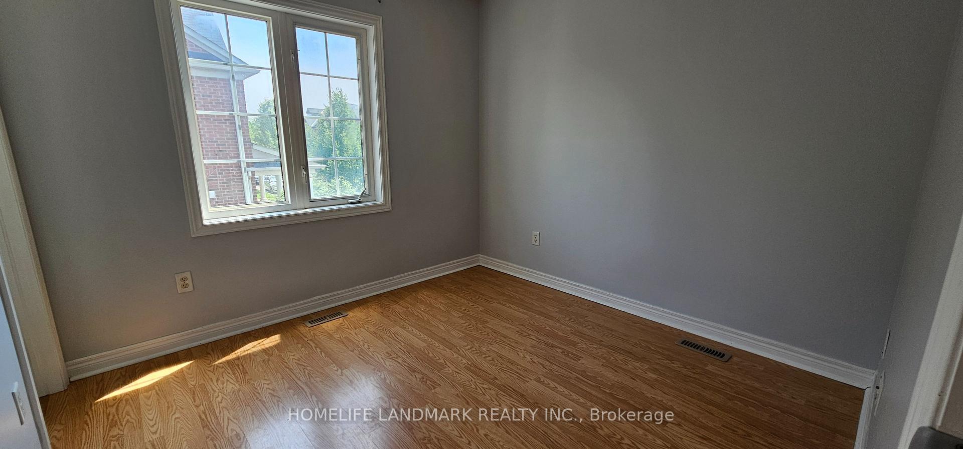 Photo 6 of Unit Coach, 109 Northvale Road, Markham, Cornell — HOMEH