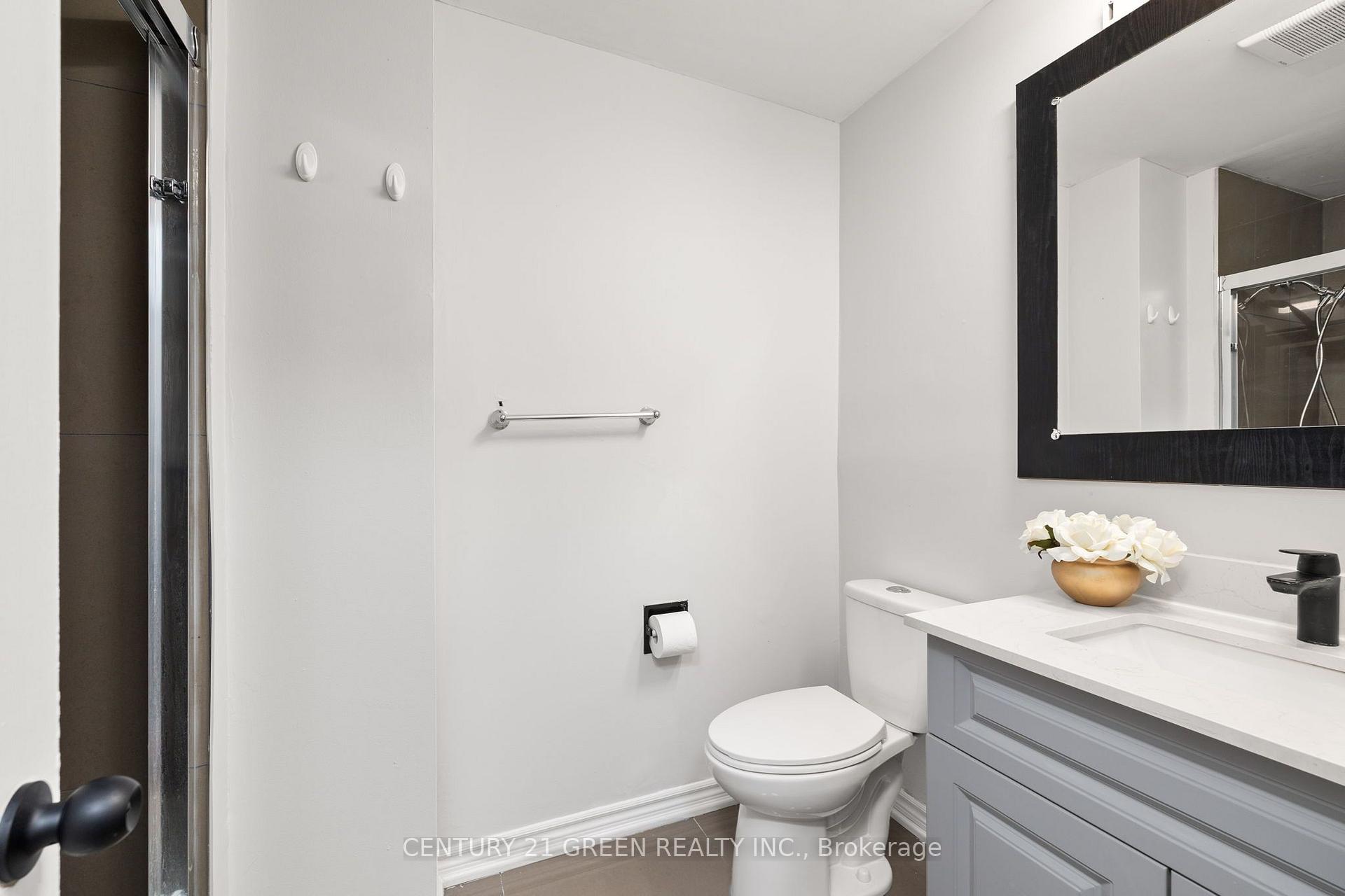 Photo 22 of 15 Lady Stewart Boulevard, Brampton, Westgate — HOMEH