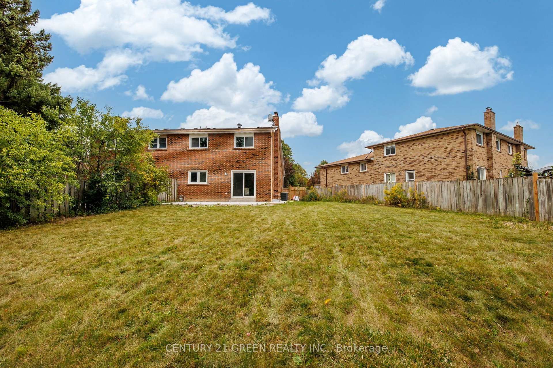 Photo 31 of 15 Lady Stewart Boulevard, Brampton, Westgate — HOMEH