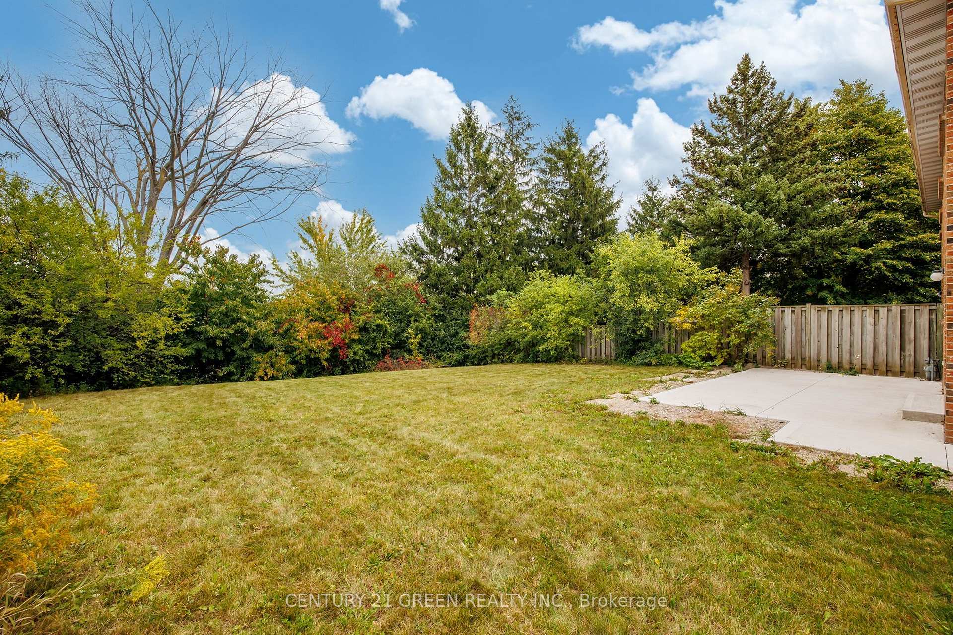 Photo 33 of 15 Lady Stewart Boulevard, Brampton, Westgate — HOMEH
