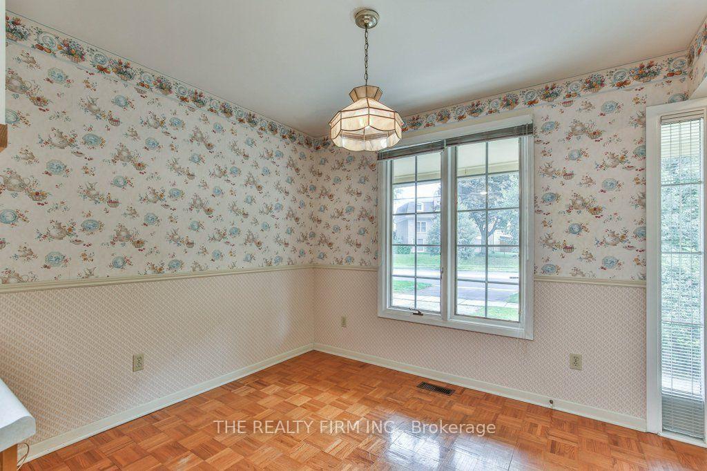 Photo 9 of 579 Boler Road, London, South K — HOMEH