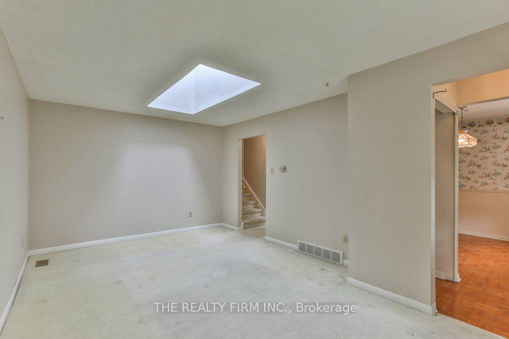 Photo 21 of 579 Boler Road, London, South K — HOMEH