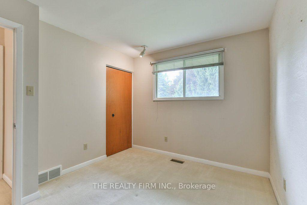 Photo 22 of 579 Boler Road, London, South K — HOMEH