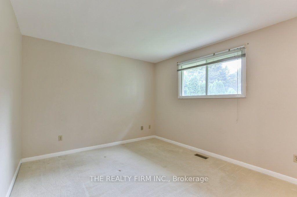Photo 24 of 579 Boler Road, London, South K — HOMEH