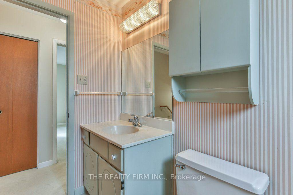 Photo 29 of 579 Boler Road, London, South K — HOMEH