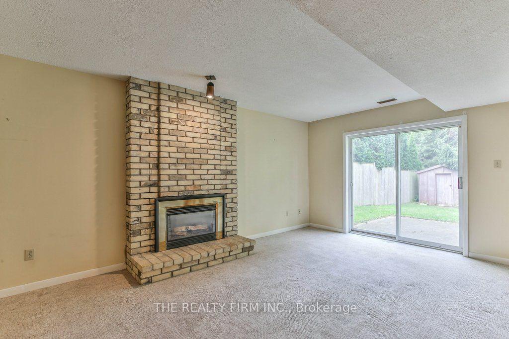 Photo 32 of 579 Boler Road, London, South K — HOMEH