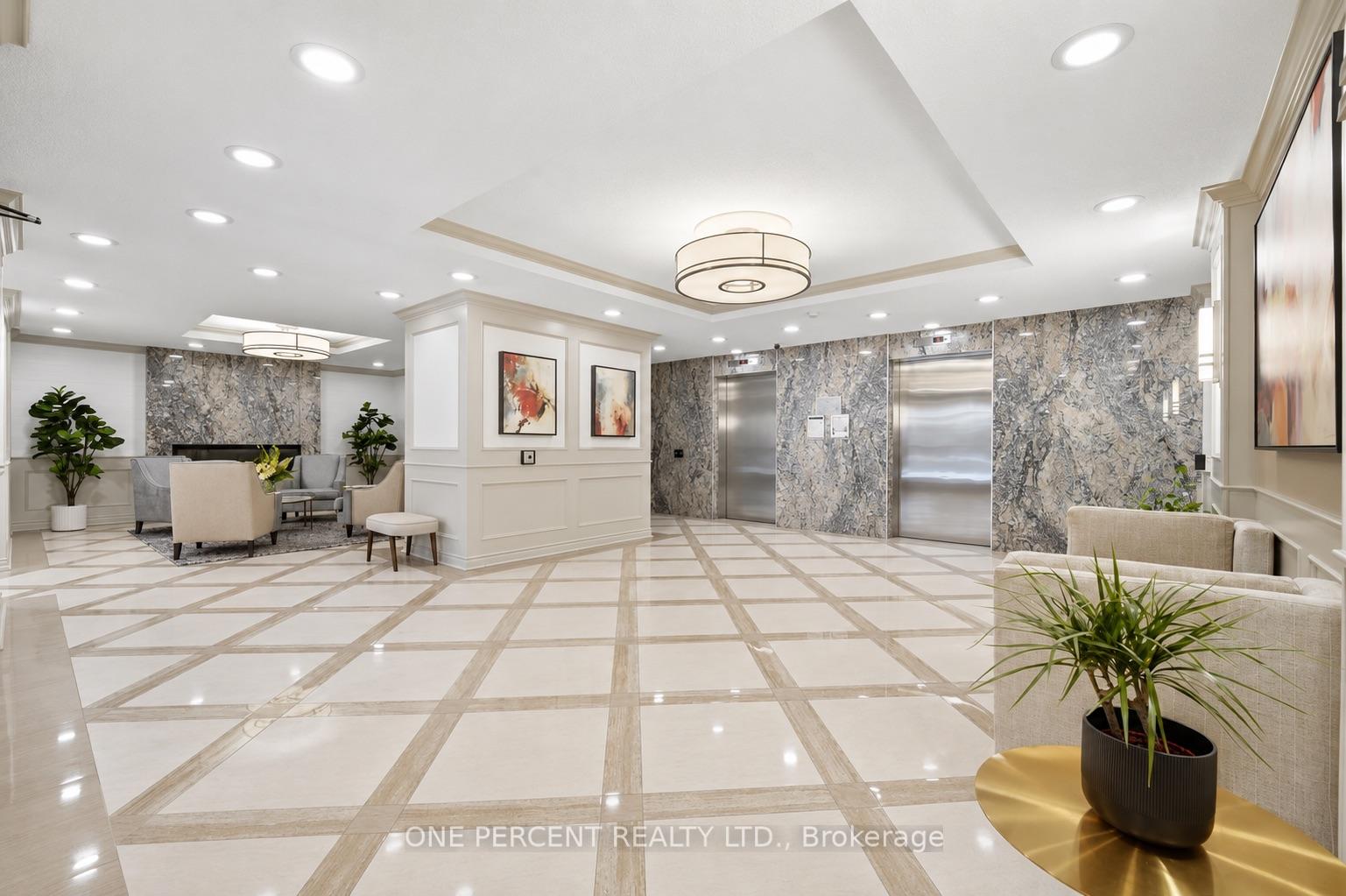 Photo 3 of Unit 302, 40 Baif Boulevard, Richmond Hill, North Richvale — HOMEH