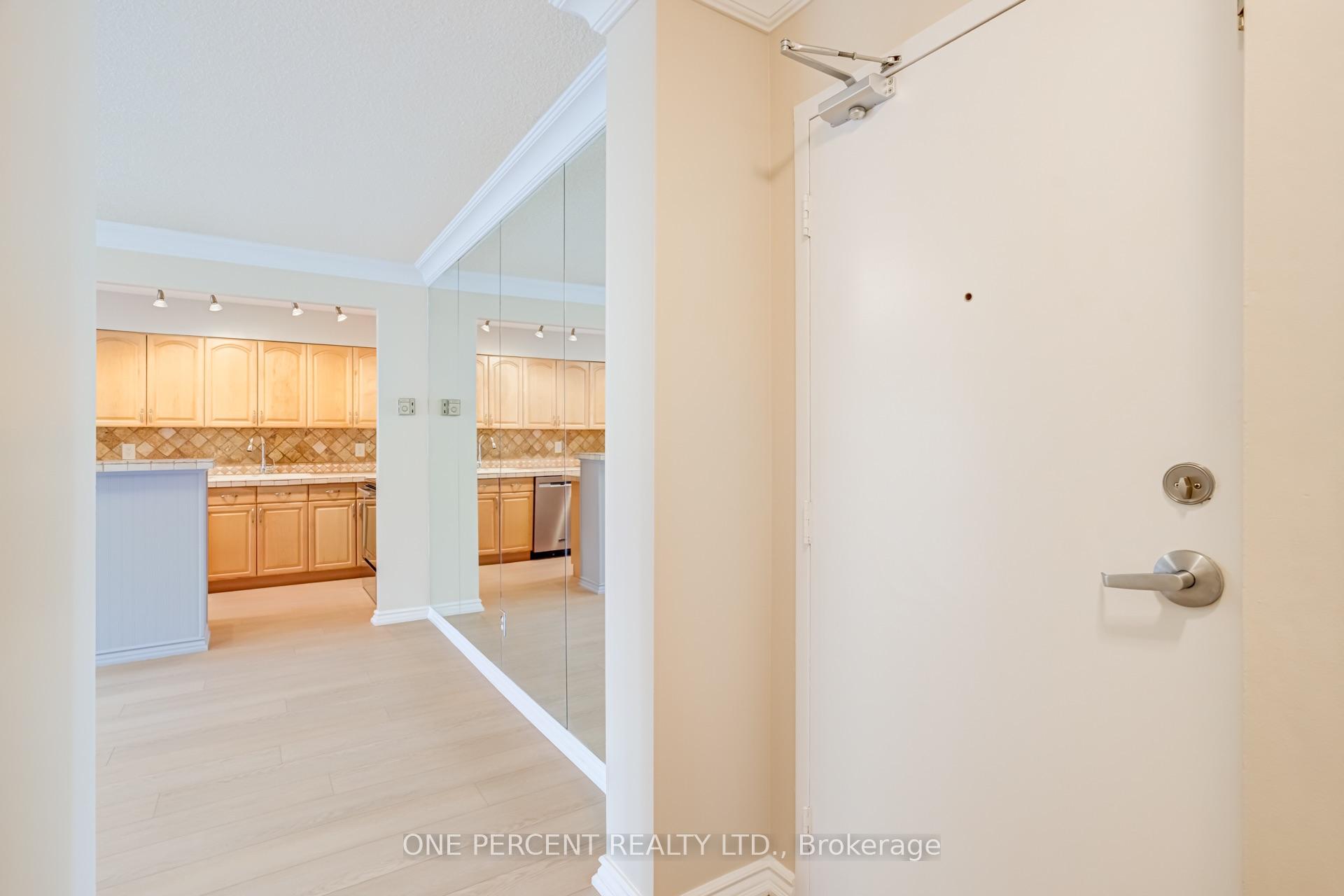 Photo 8 of Unit 302, 40 Baif Boulevard, Richmond Hill, North Richvale — HOMEH