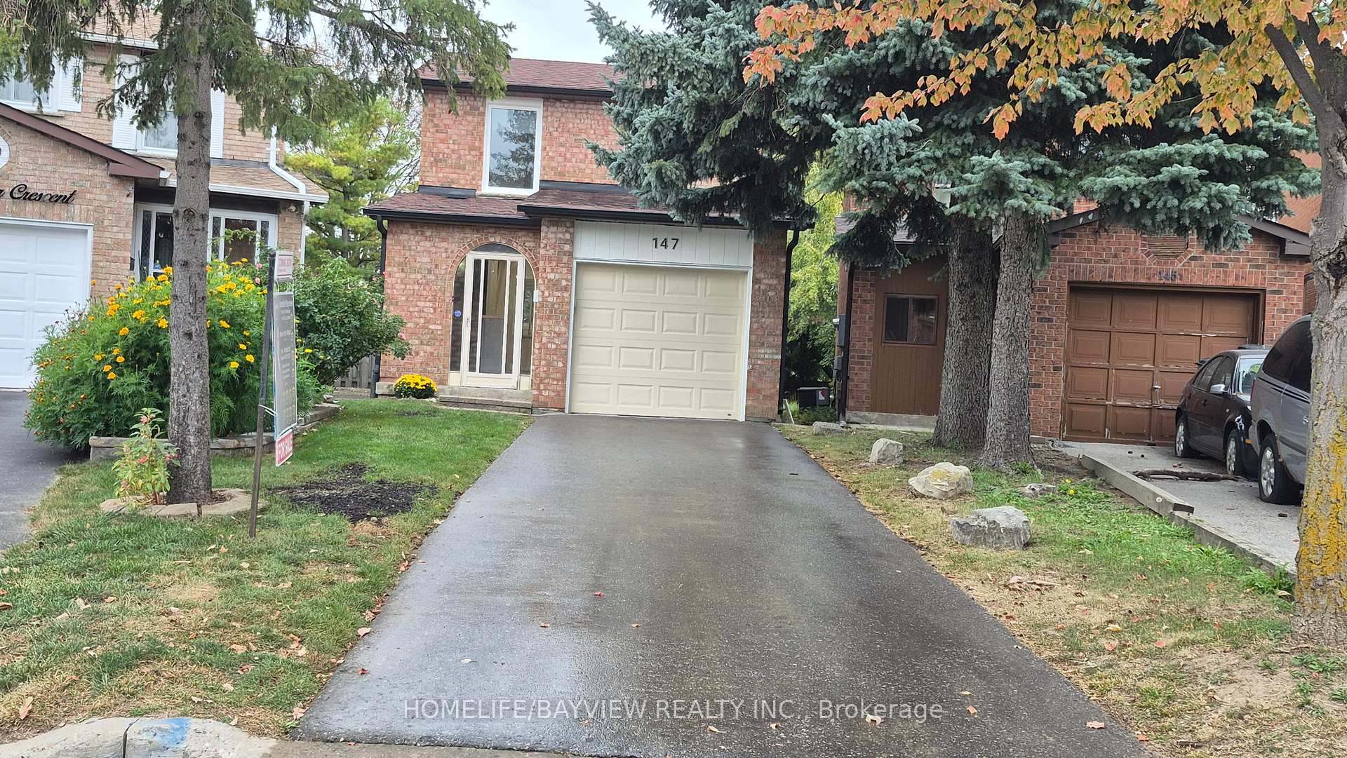 Photo 3 of 147 Dunbar Crescent, Markham, Milliken Mills East — HOMEH