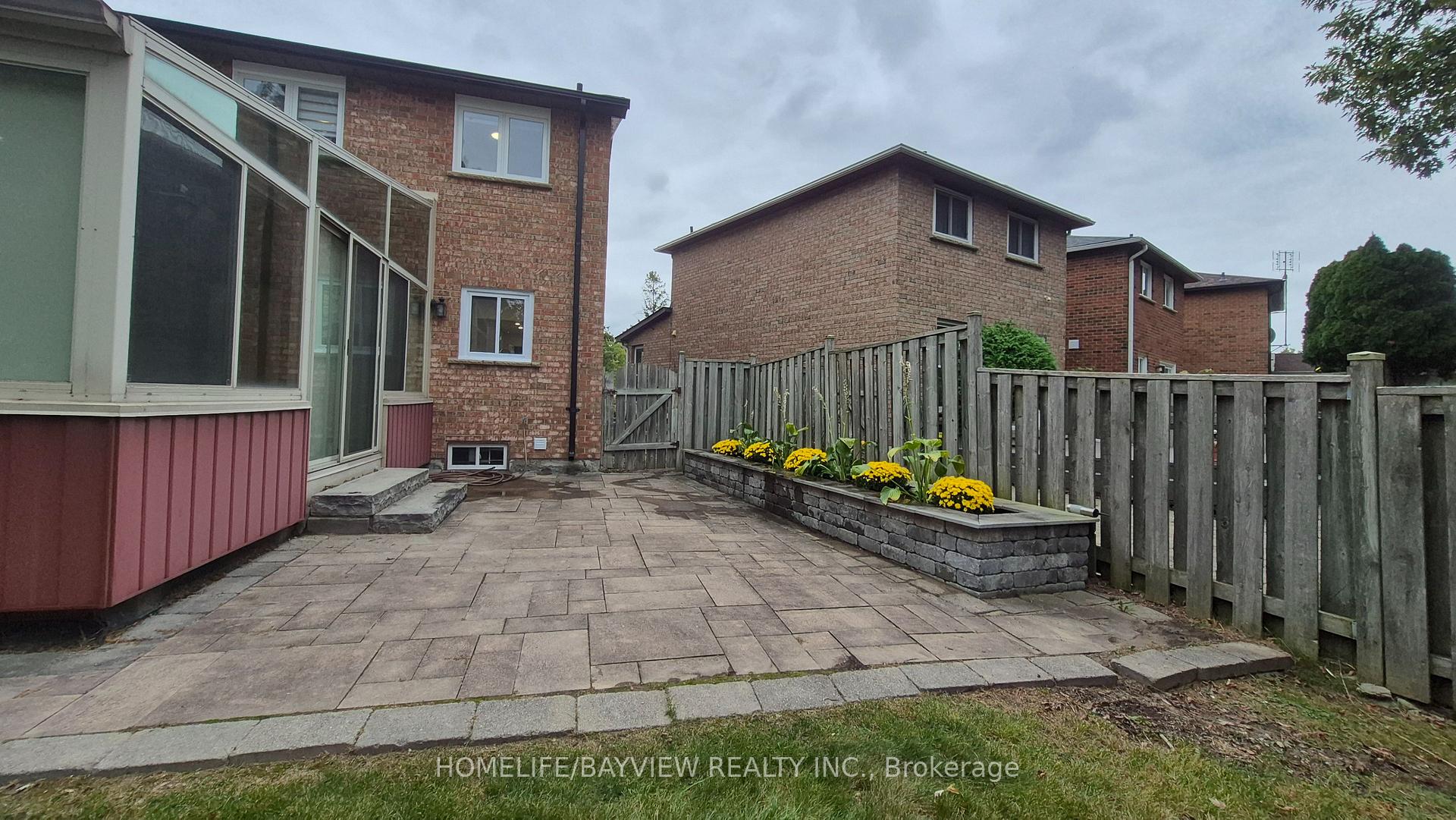 Photo 43 of 147 Dunbar Crescent, Markham, Milliken Mills East — HOMEH