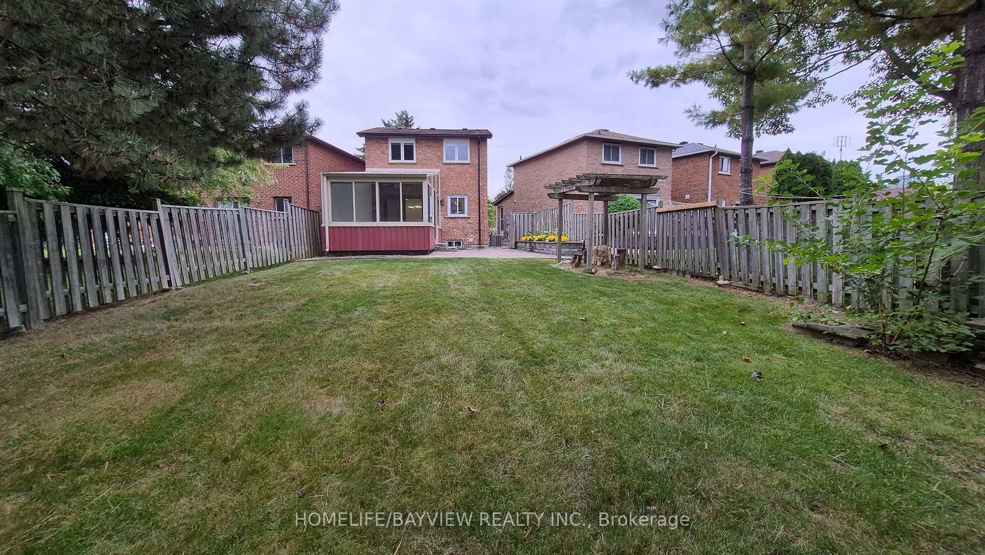 Photo 47 of 147 Dunbar Crescent, Markham, Milliken Mills East — HOMEH