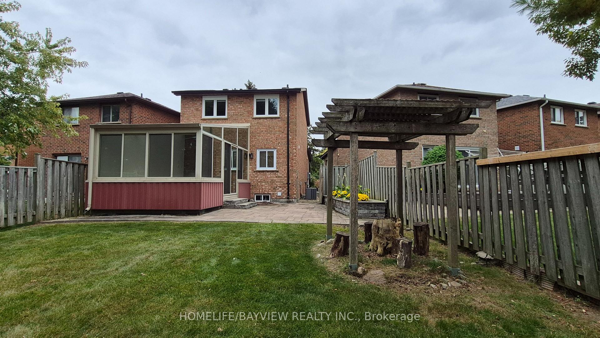 Photo 48 of 147 Dunbar Crescent, Markham, Milliken Mills East — HOMEH
