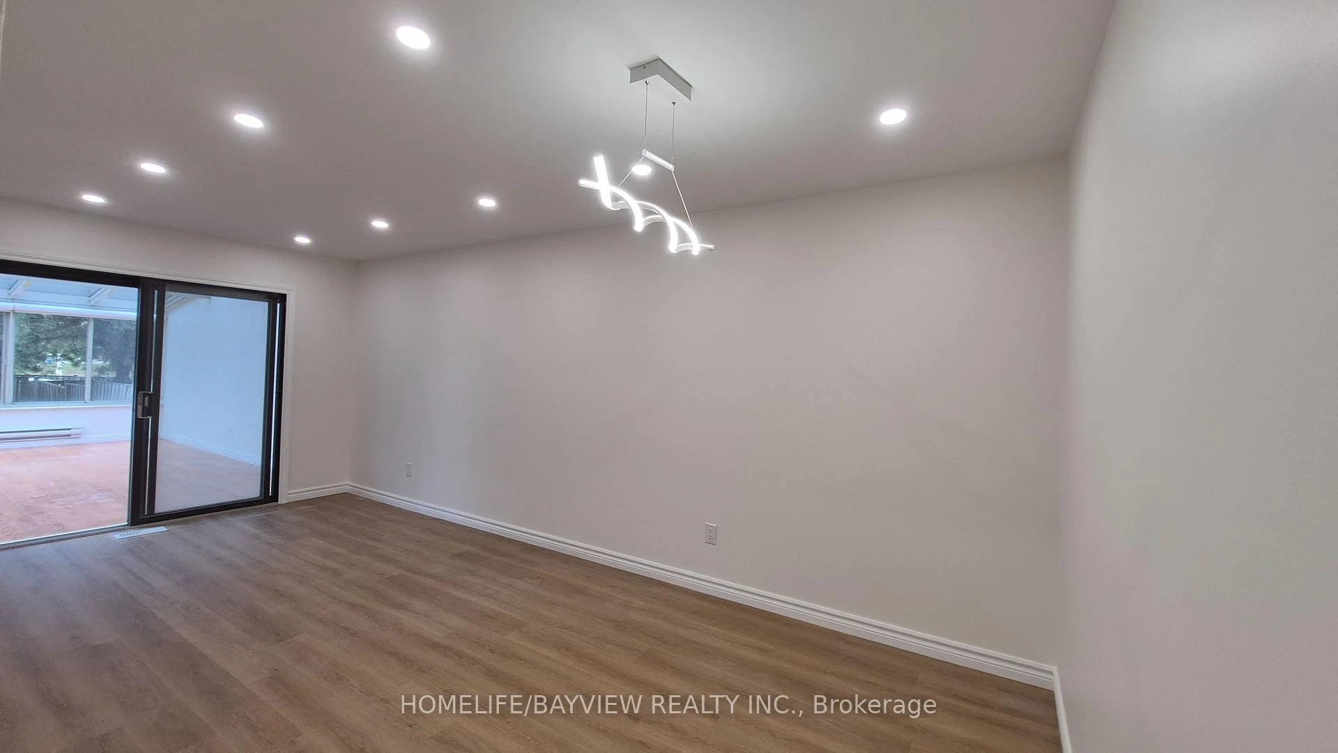Photo 19 of 147 Dunbar Crescent, Markham, Milliken Mills East — HOMEH