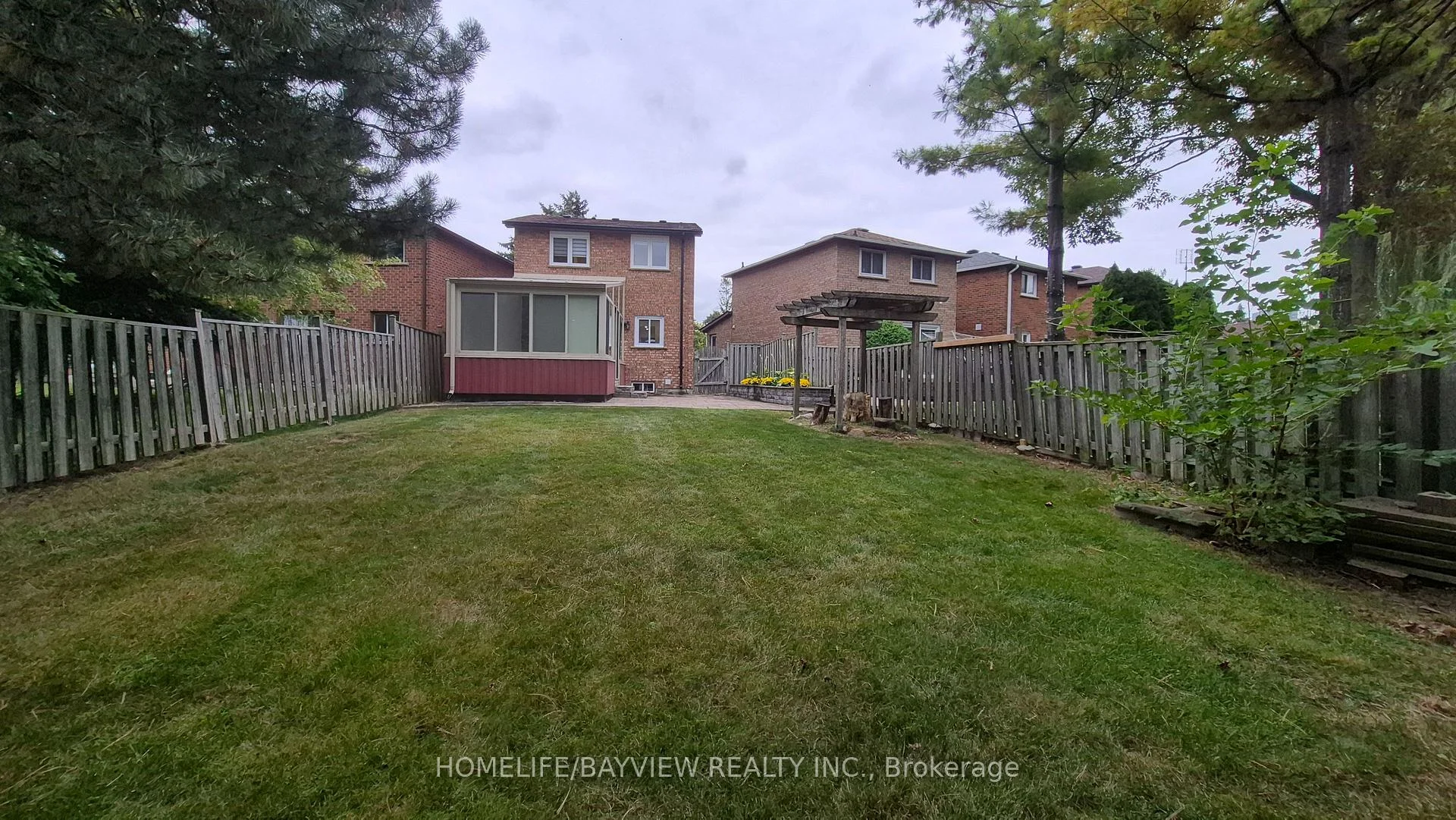 Photo 41 of 147 Dunbar Crescent, Markham, Milliken Mills East — HOMEH