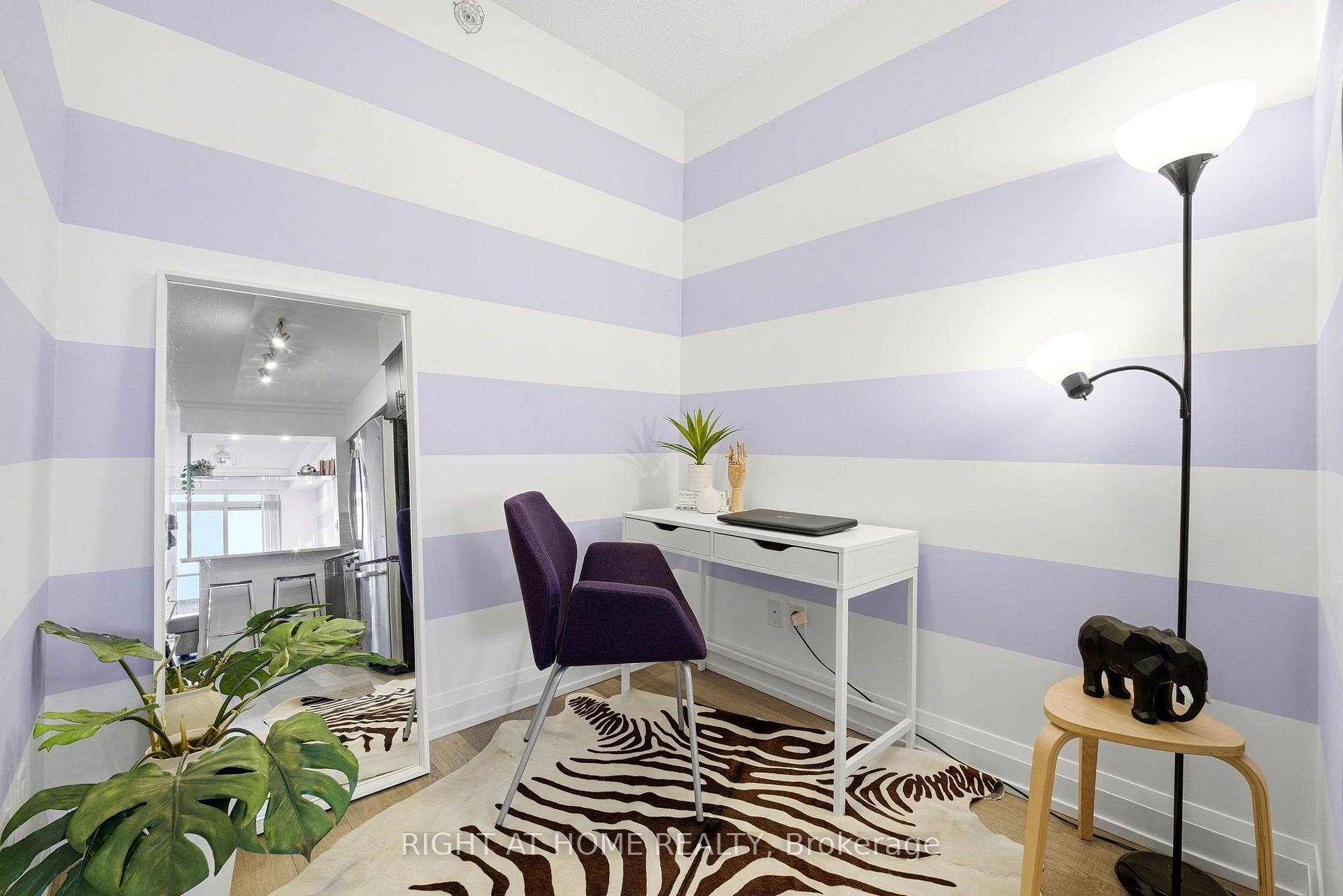 Photo 16 of Unit 1702, 7171 Yonge Street, Markham, Grandview — HOMEH