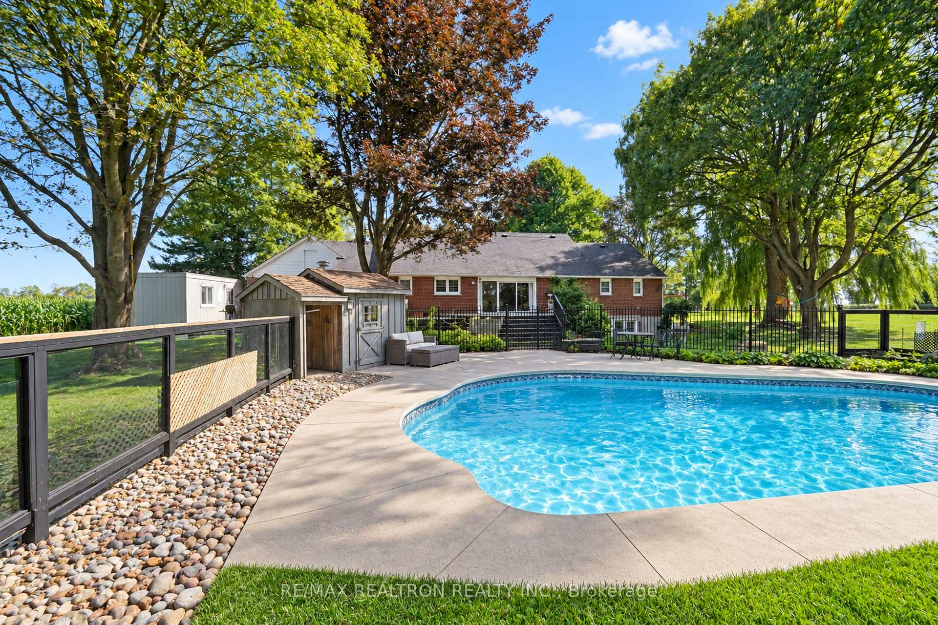 Photo 32 of 1304 Trulls Road, Clarington, Courtice — HOMEH