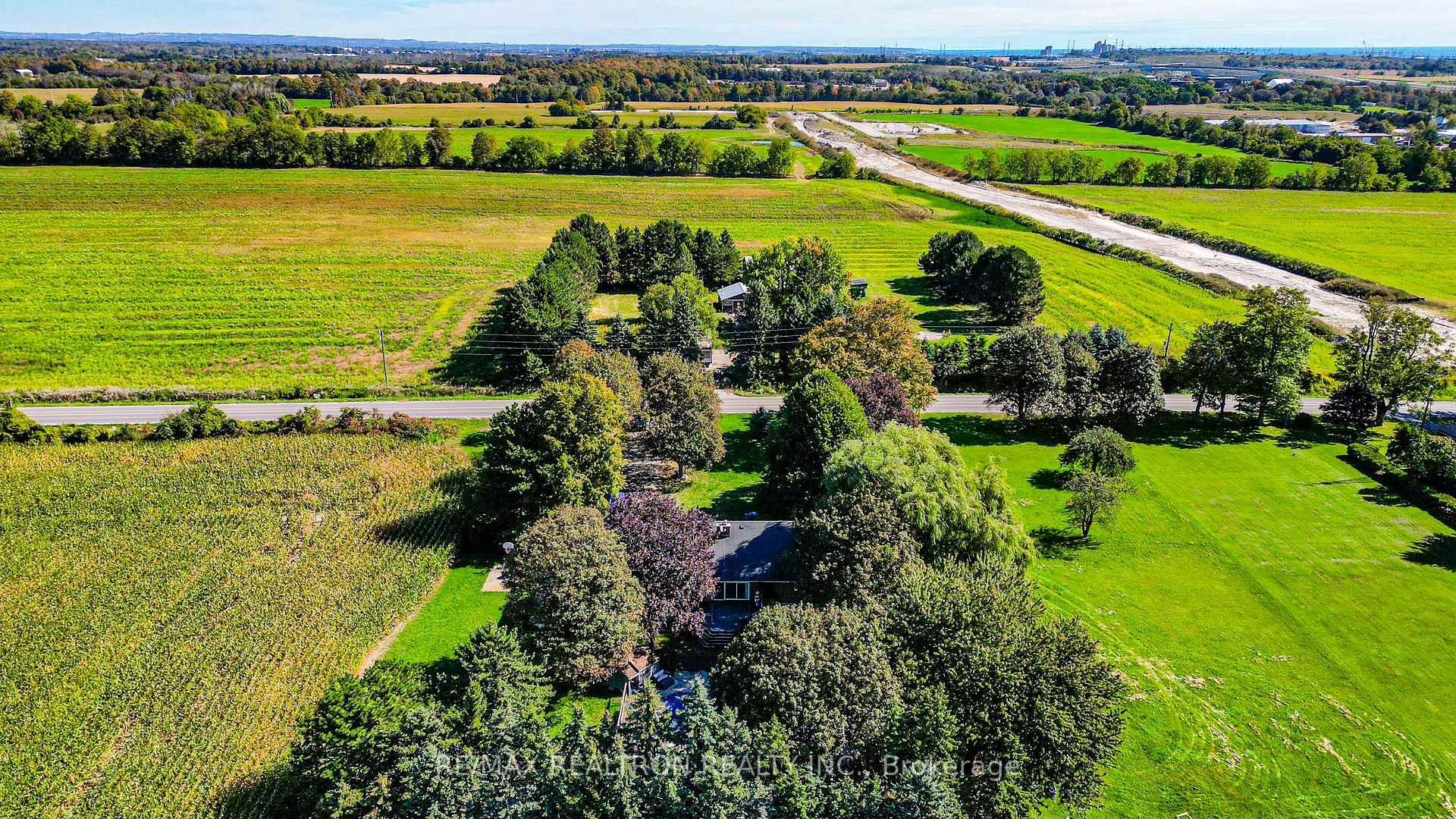 Photo 46 of 1304 Trulls Road, Clarington, Courtice — HOMEH