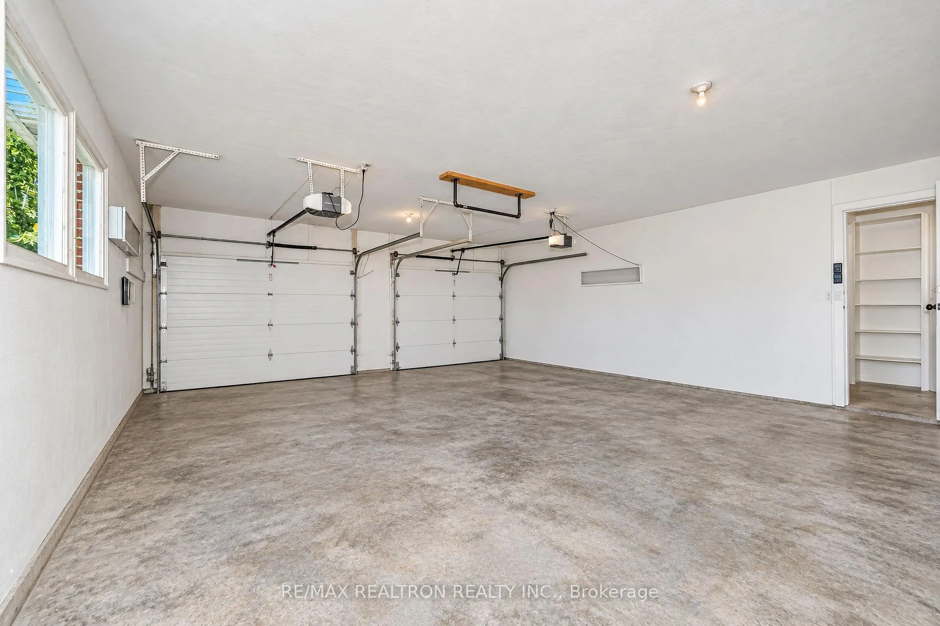 Photo 57 of 1304 Trulls Road, Clarington, Courtice — HOMEH