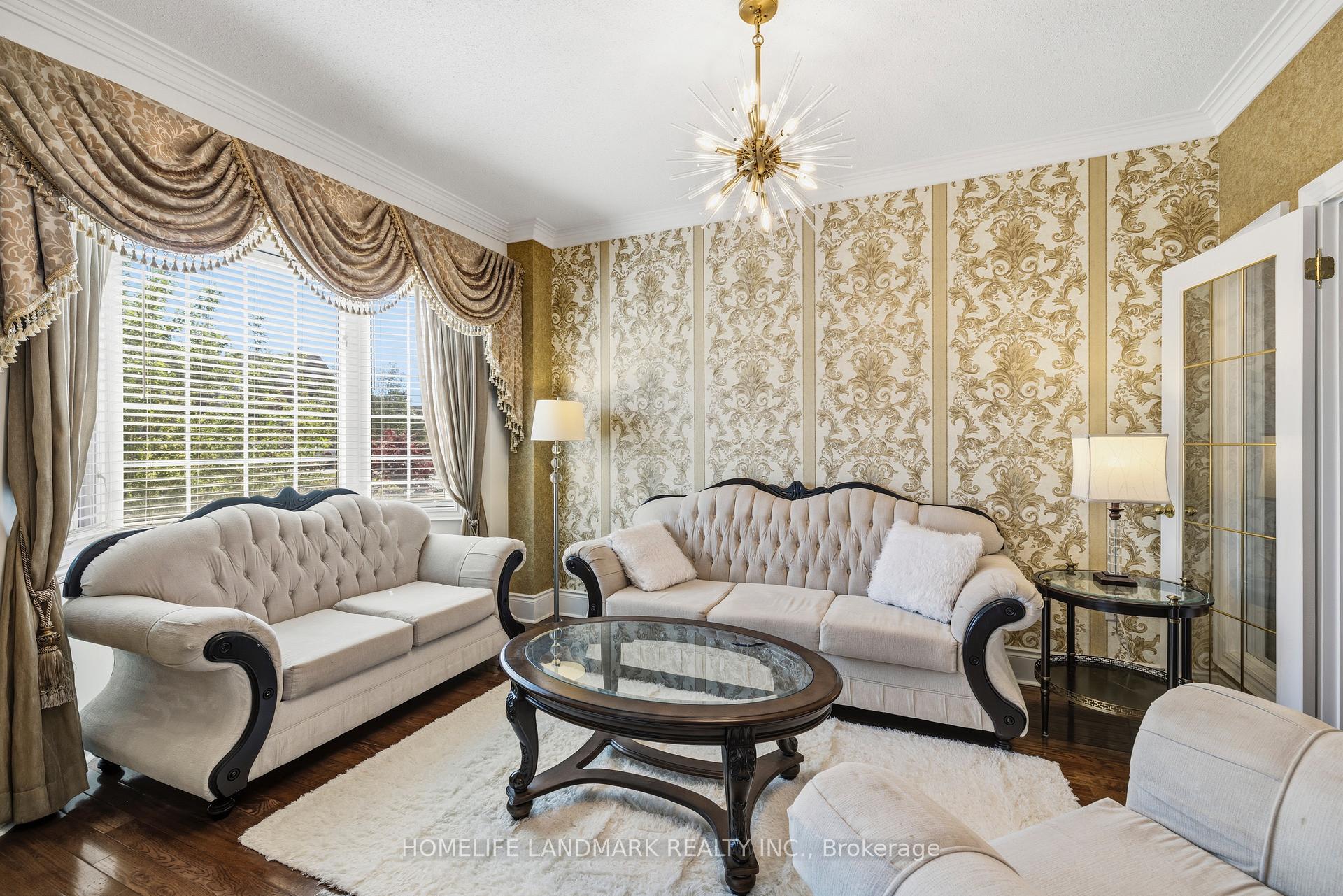 Photo 4 of 166 Tower Hill Road, Richmond Hill, Jefferson — HOMEH
