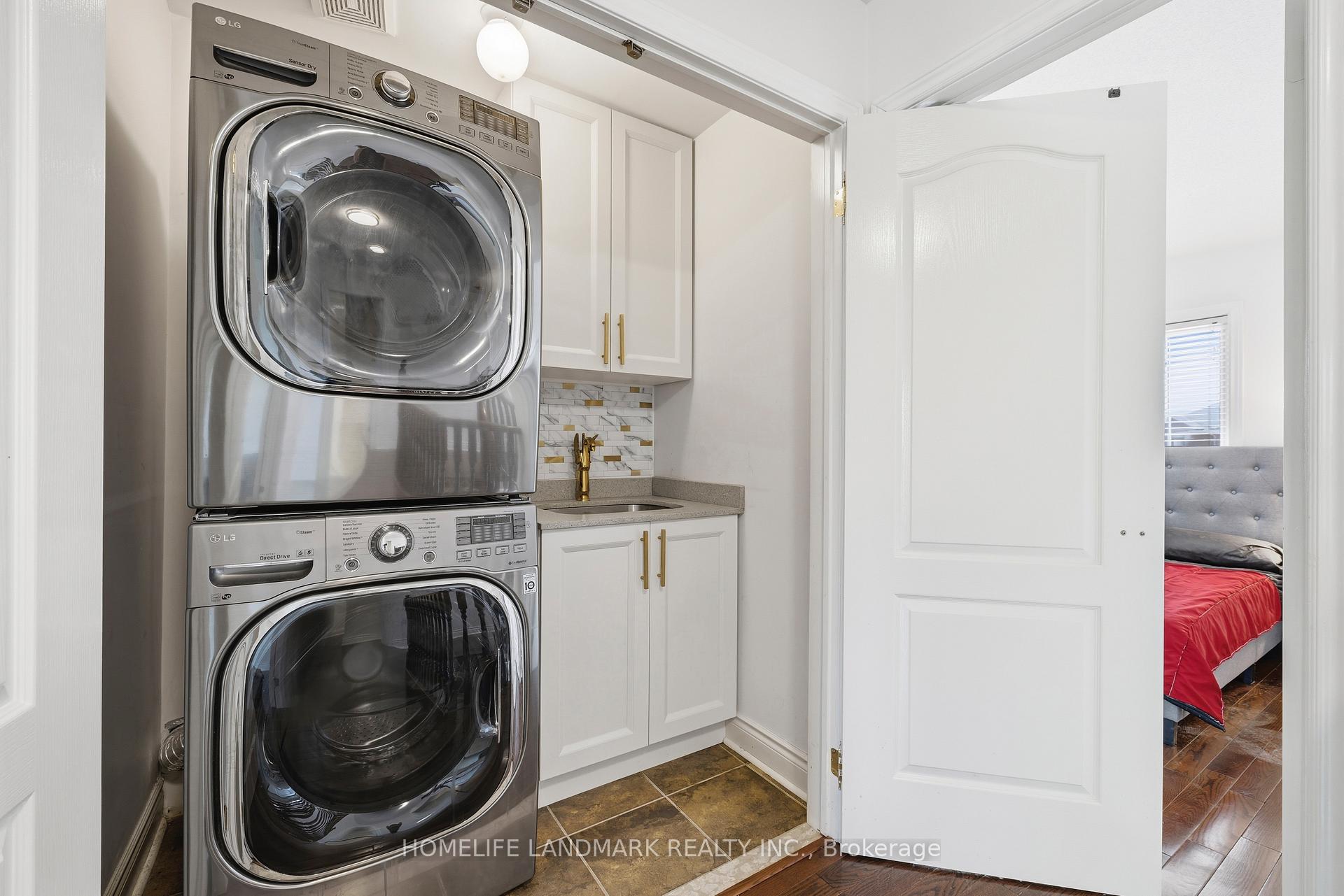 Photo 23 of 166 Tower Hill Road, Richmond Hill, Jefferson — HOMEH