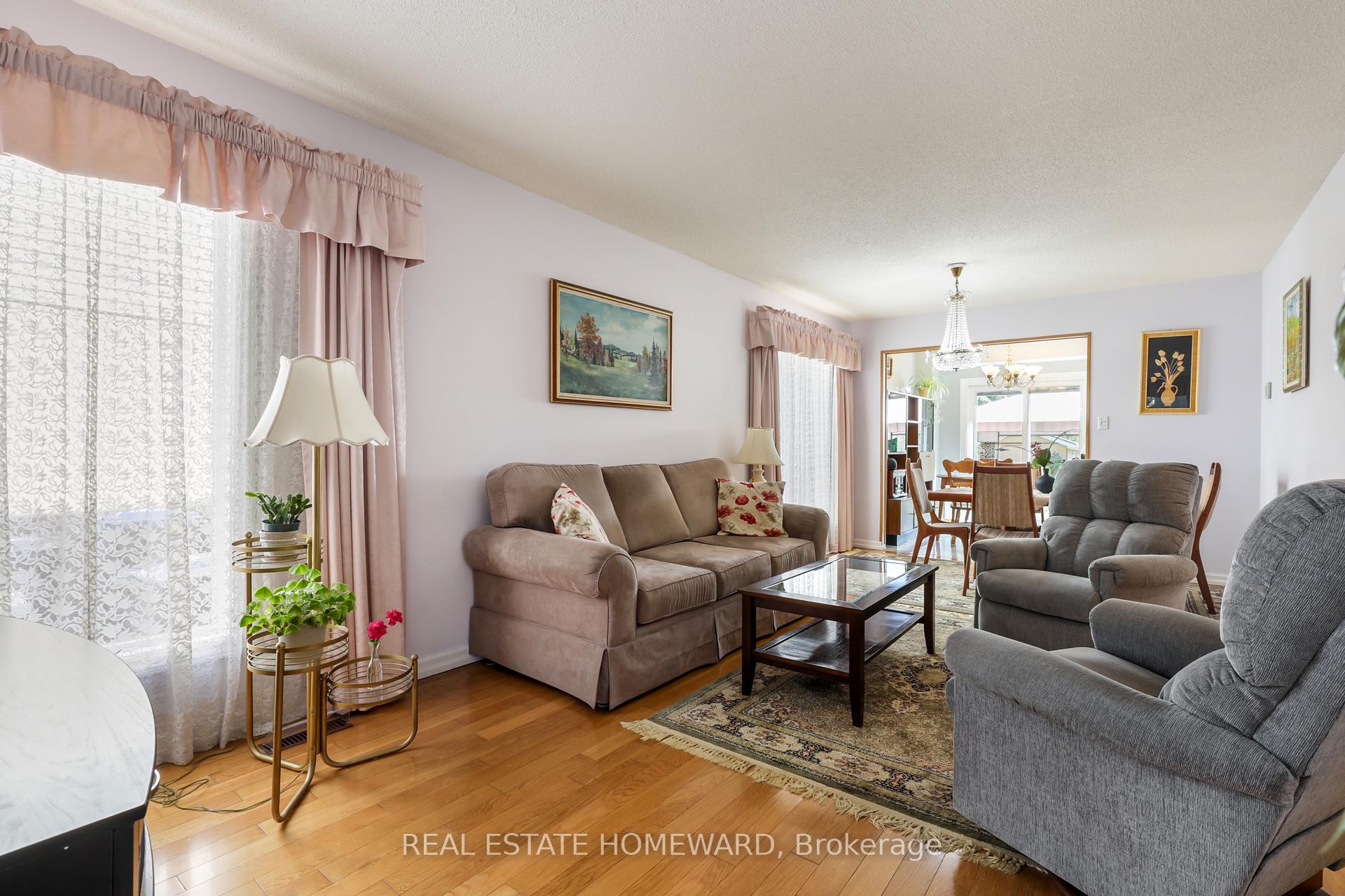 Photo 9 of 6399 Colebrook Crescent, Mississauga, Meadowvale — HOMEH
