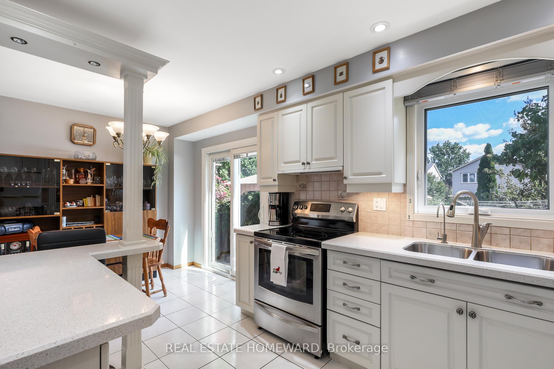 Photo 16 of 6399 Colebrook Crescent, Mississauga, Meadowvale — HOMEH
