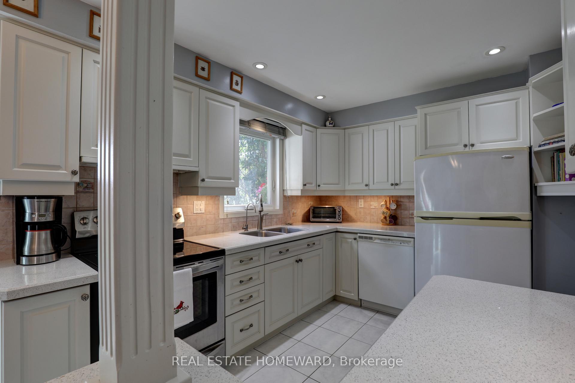 Photo 17 of 6399 Colebrook Crescent, Mississauga, Meadowvale — HOMEH