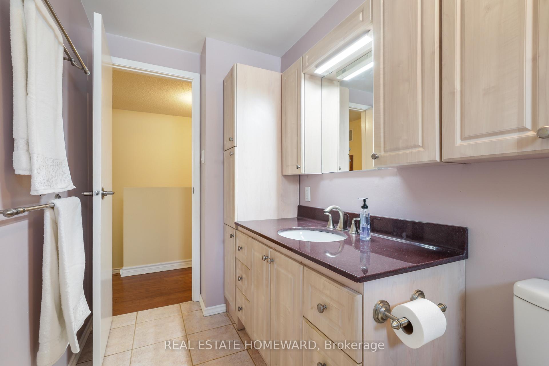 Photo 25 of 6399 Colebrook Crescent, Mississauga, Meadowvale — HOMEH