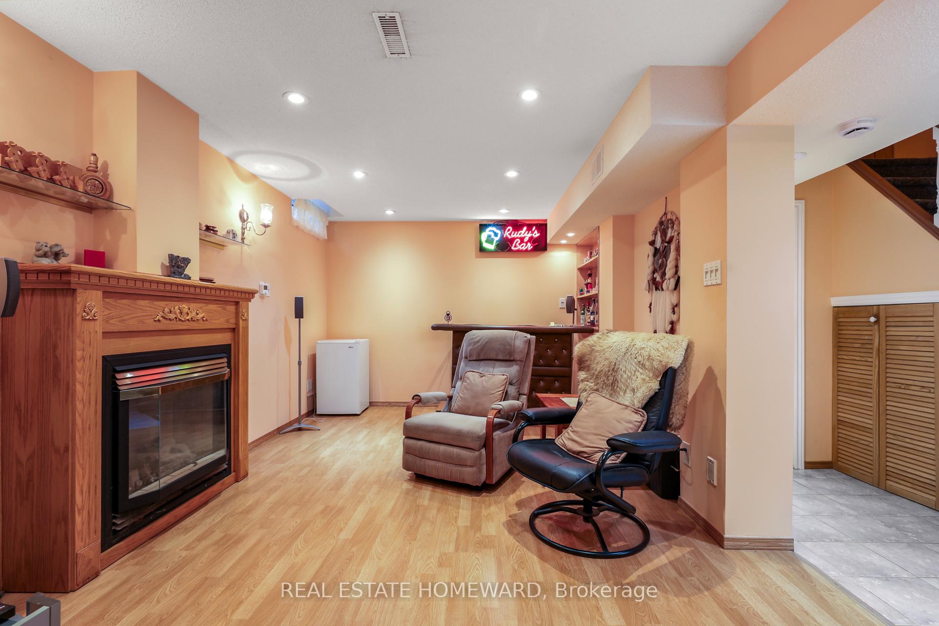 Photo 31 of 6399 Colebrook Crescent, Mississauga, Meadowvale — HOMEH