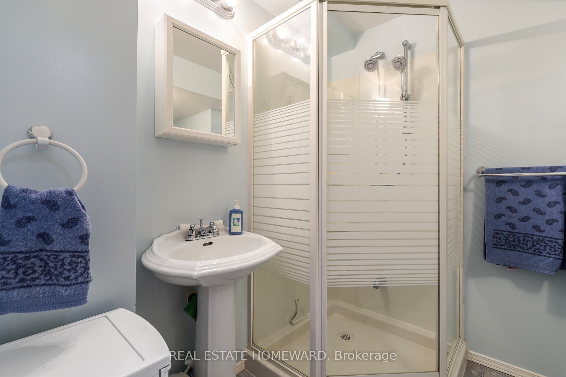 Photo 34 of 6399 Colebrook Crescent, Mississauga, Meadowvale — HOMEH